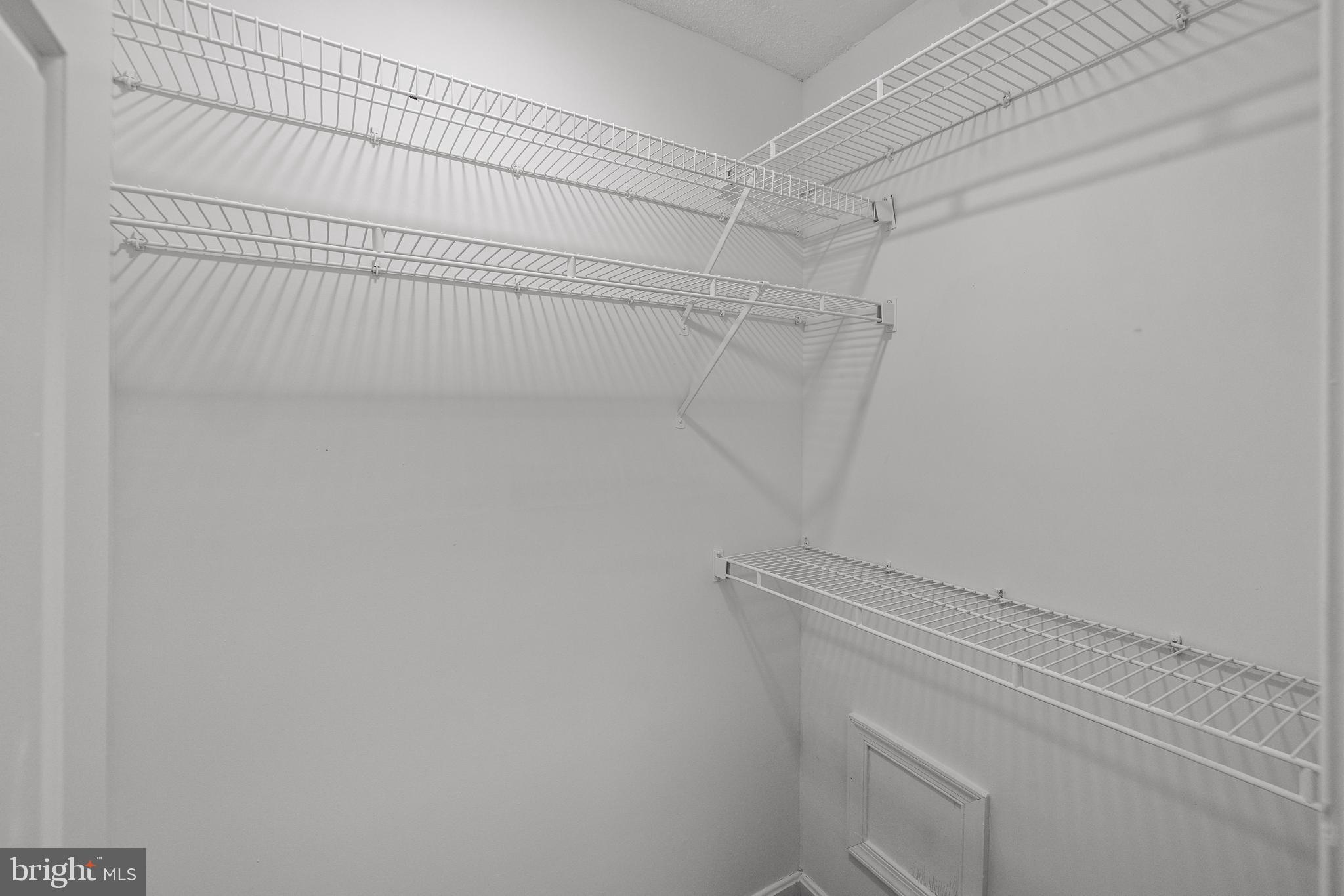 MAYFAIR - Residential