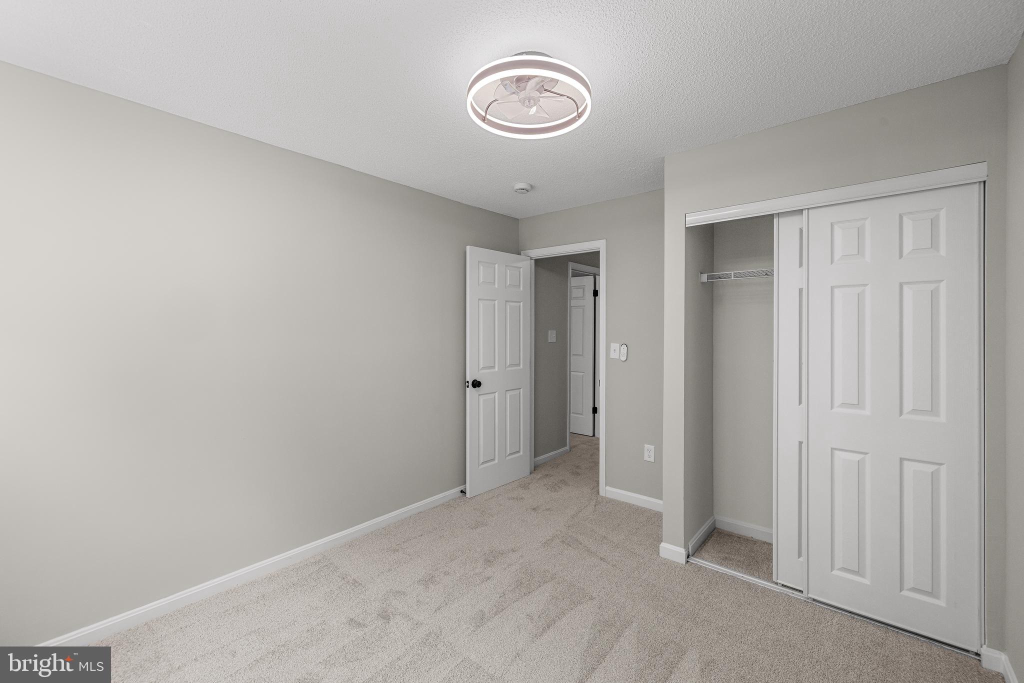 MAYFAIR - Residential