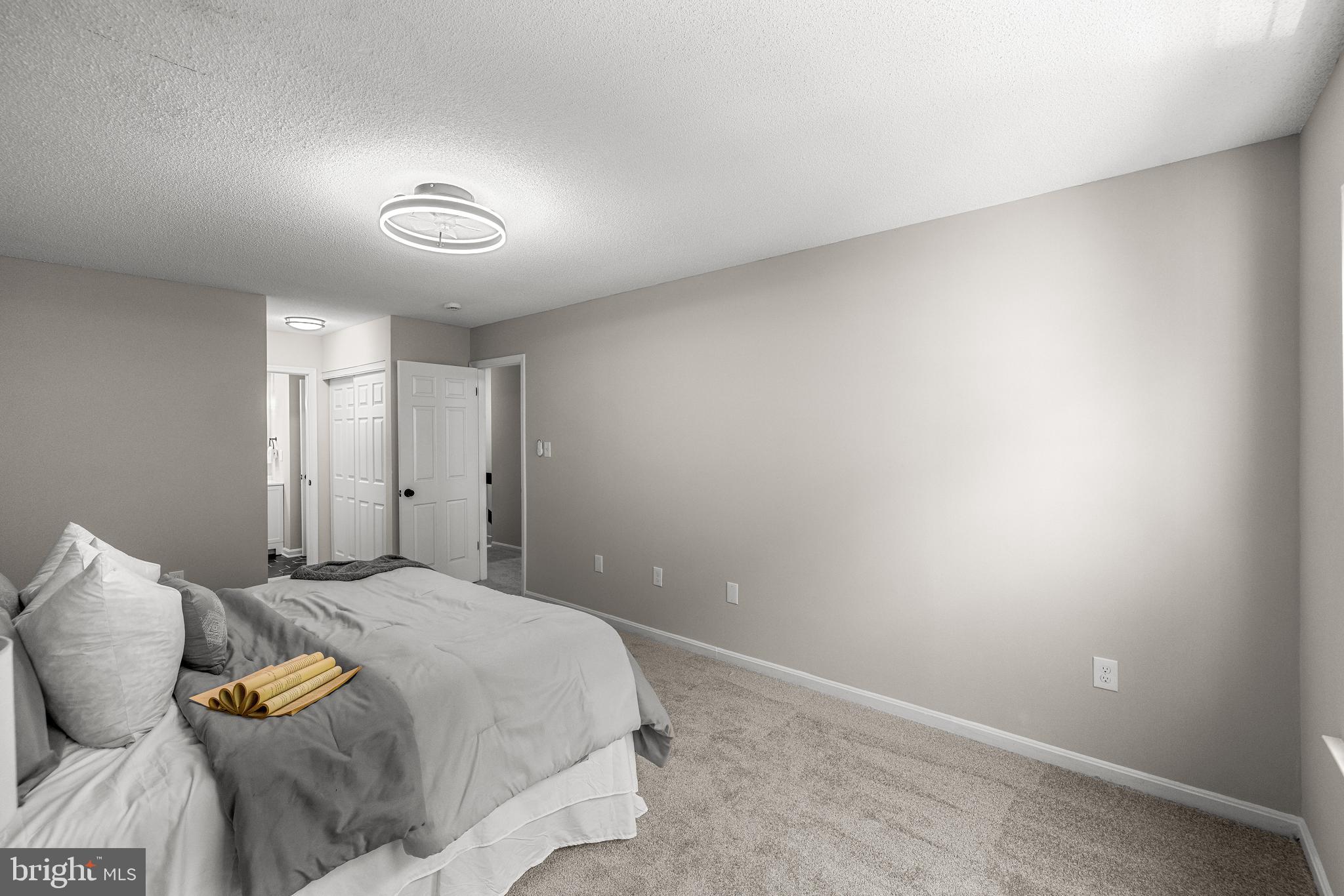 MAYFAIR - Residential