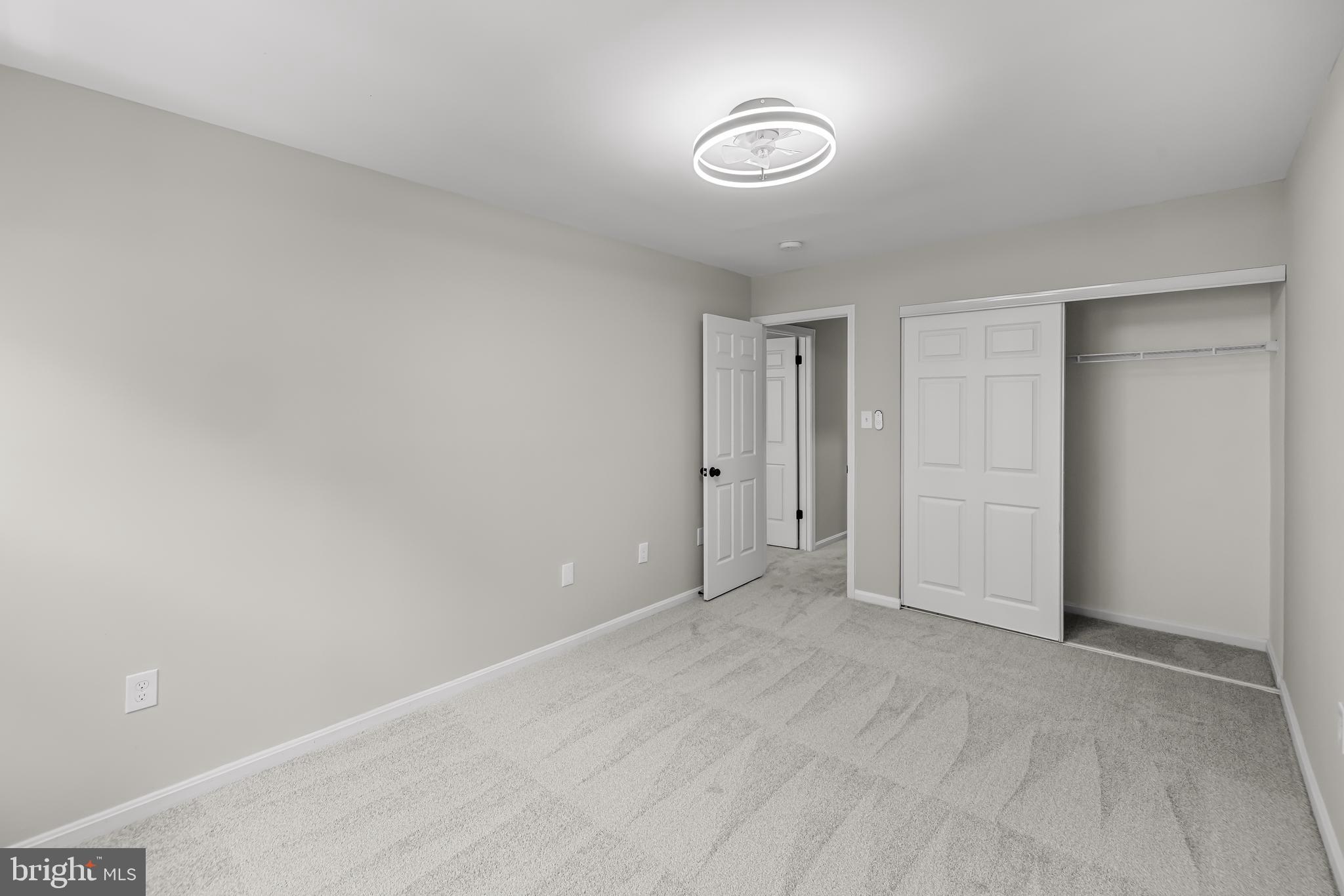 MAYFAIR - Residential
