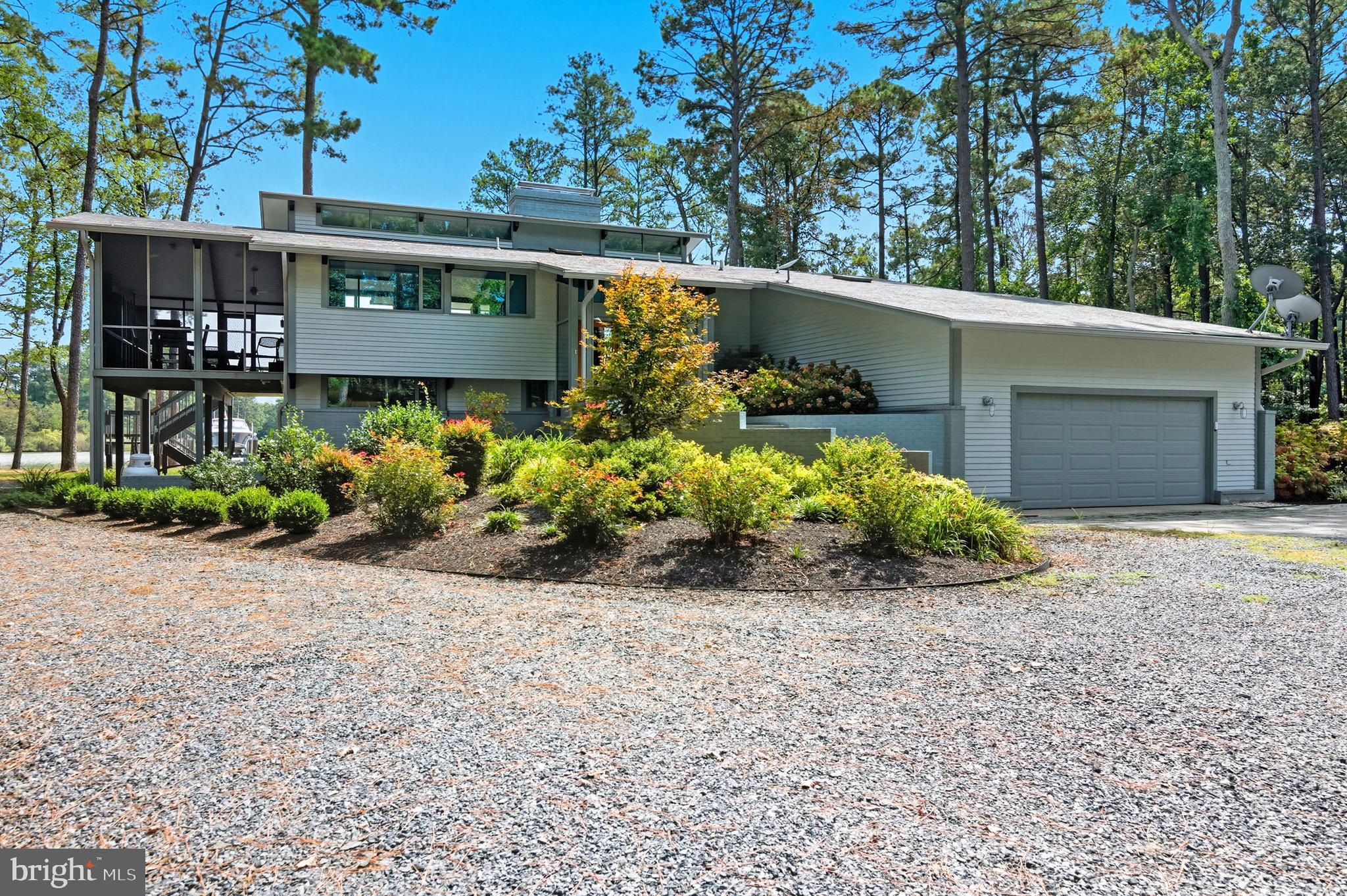 ROYAL OAK - Residential