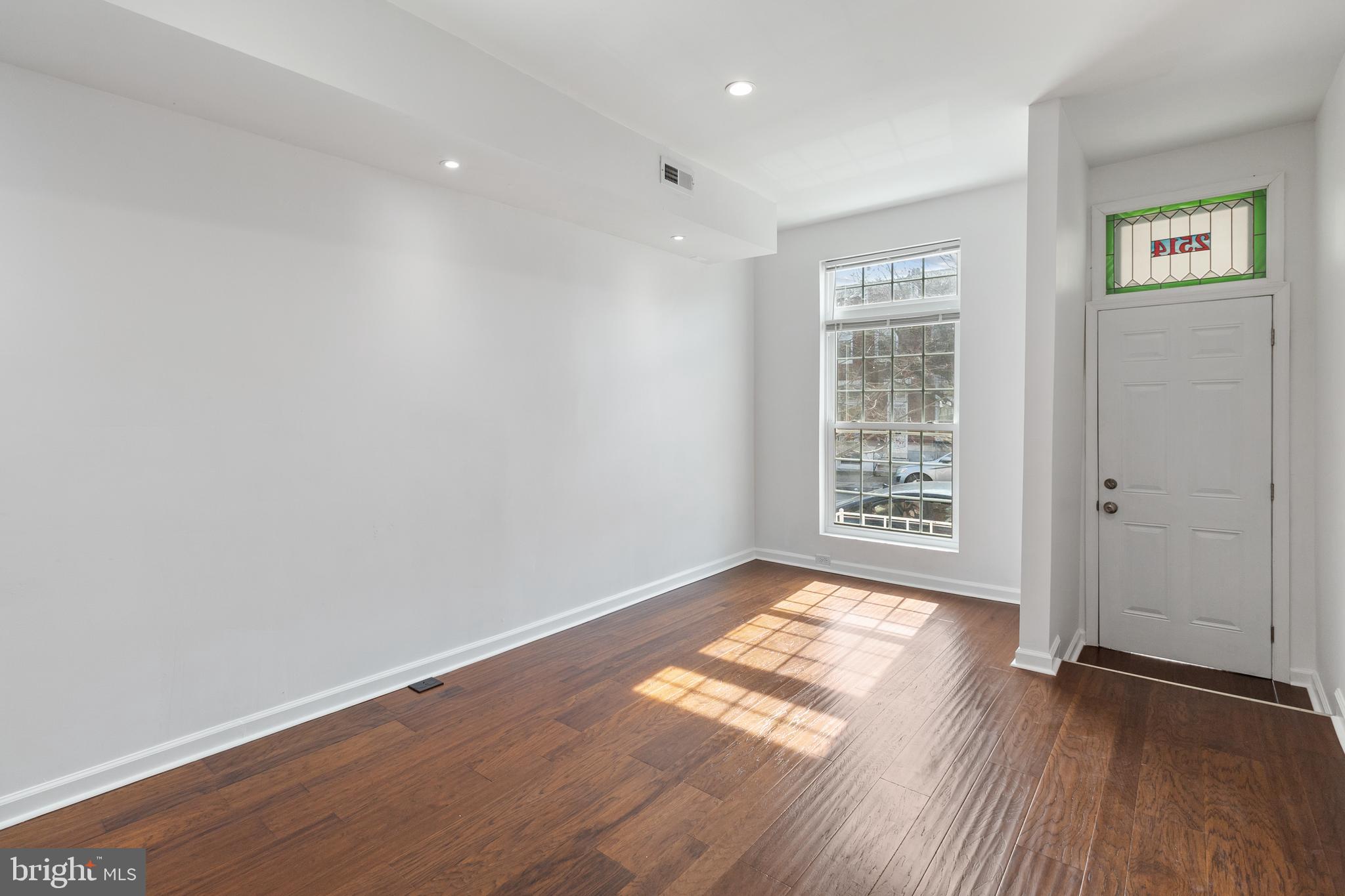 MILTON-MONTFORD - Residential