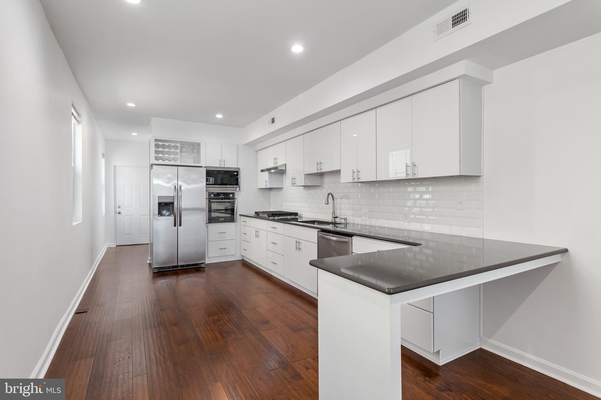 MILTON-MONTFORD - Residential