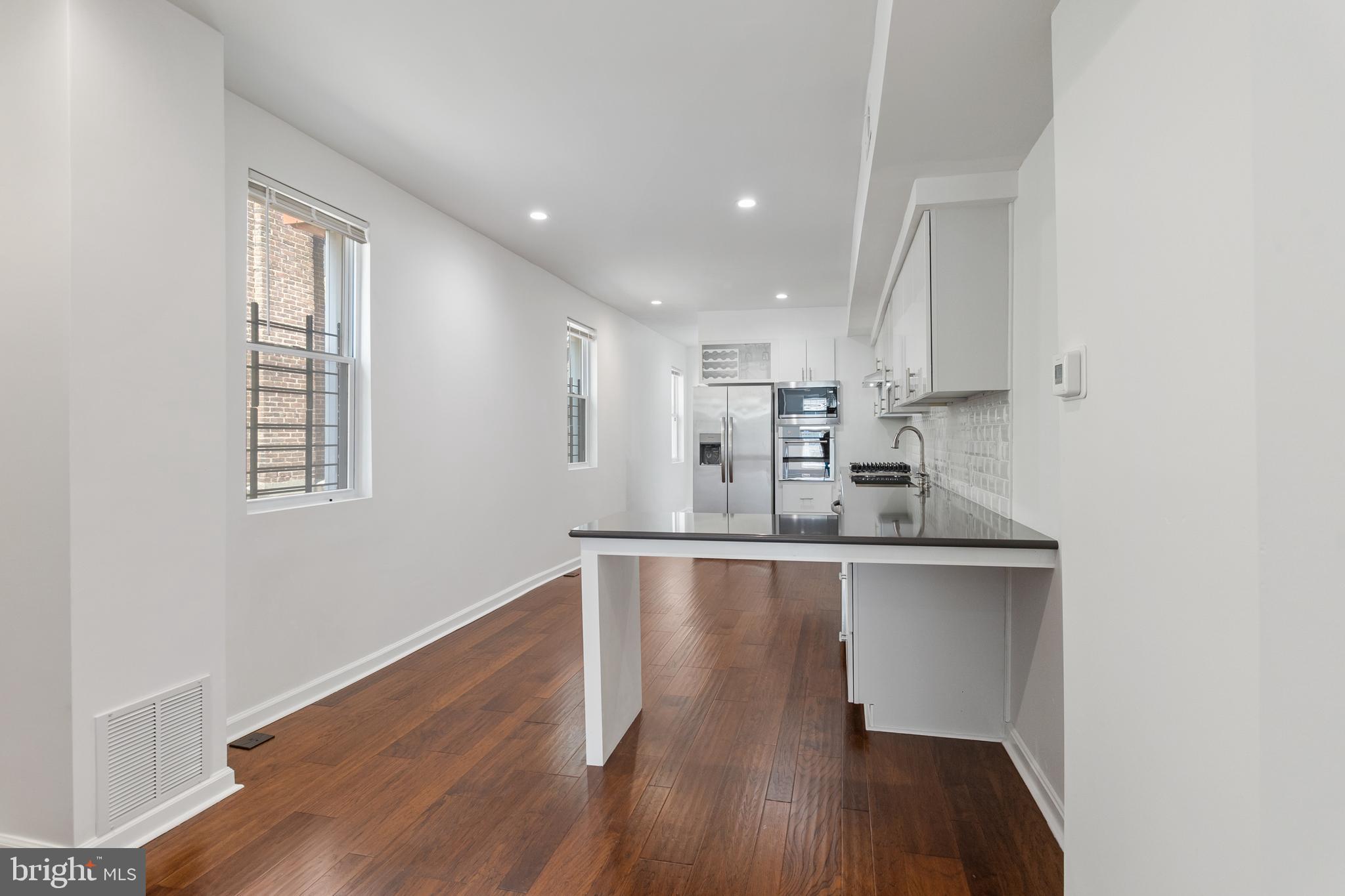MILTON-MONTFORD - Residential