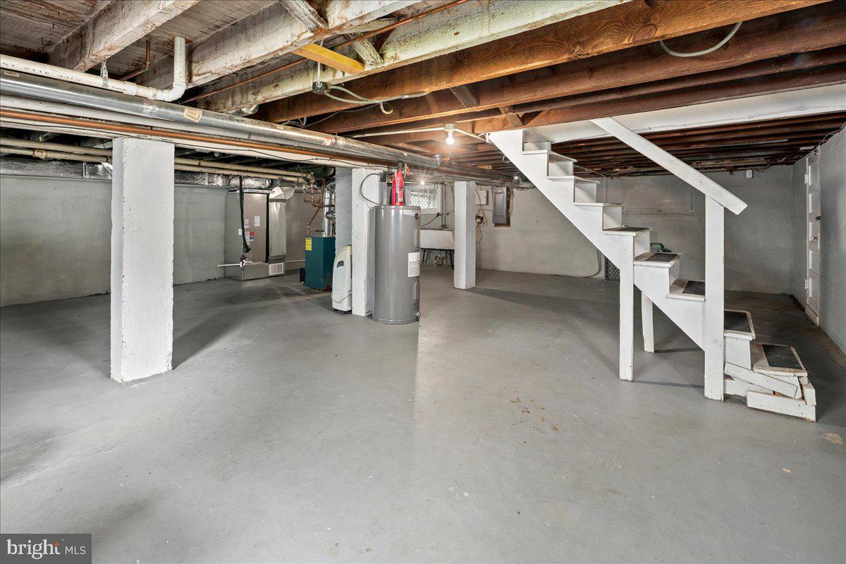 COLLEGE PARK - Residential