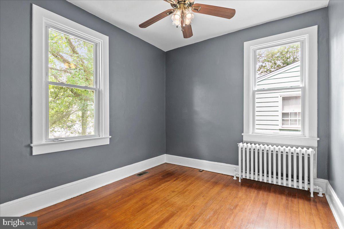COLLEGE PARK - Residential
