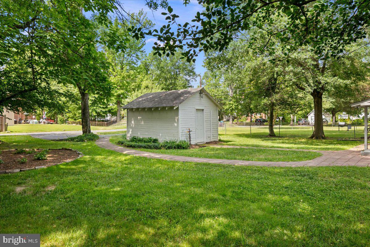 COLLEGE PARK - Residential