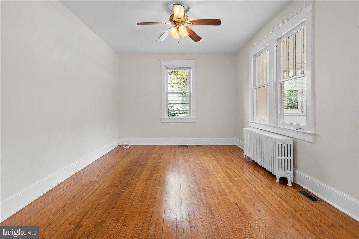 COLLEGE PARK - Residential