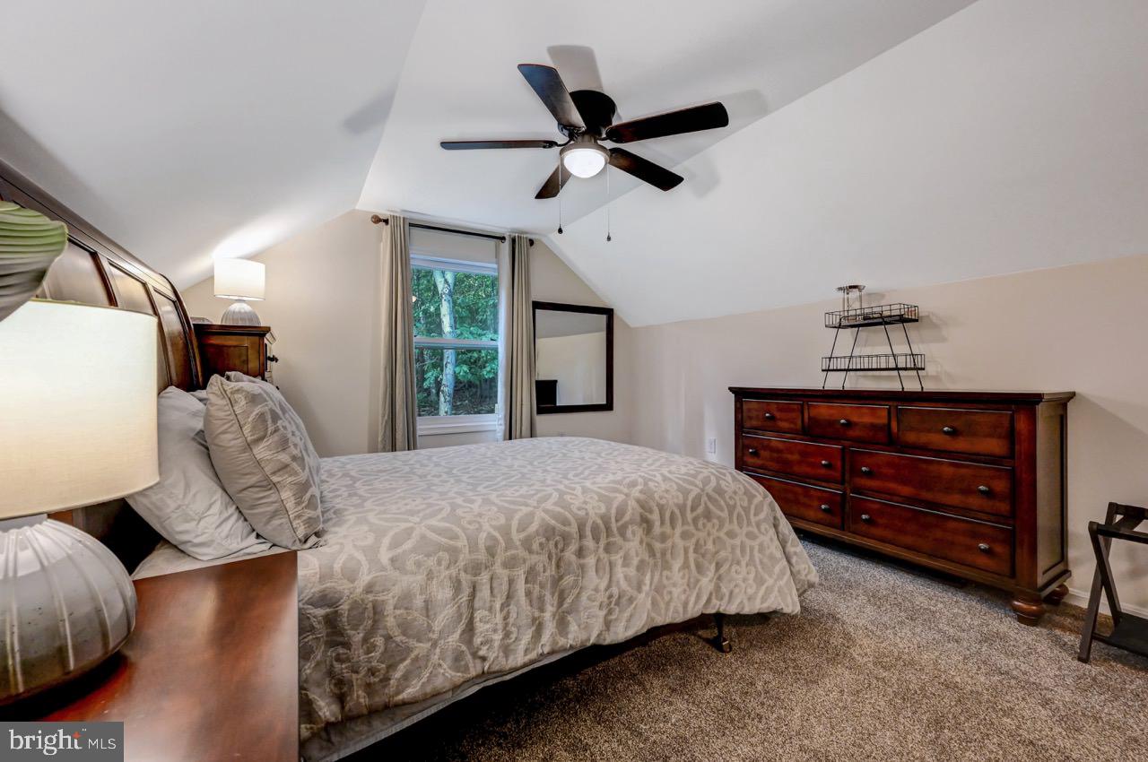 INDIAN MOUNTAIN LAKES - Residential