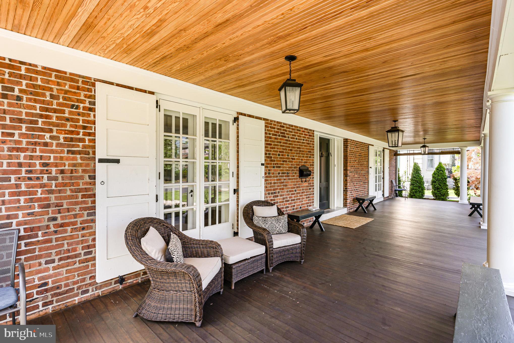 SCHOOL LANE HILLS - Residential