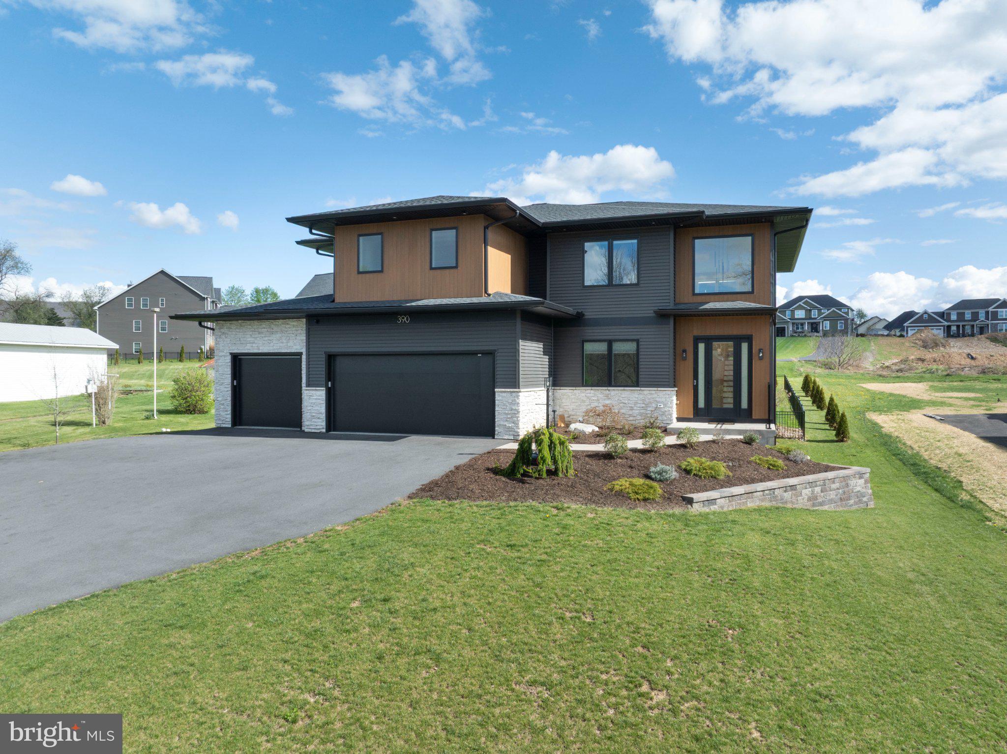 STEARNS CROSSING - Residential