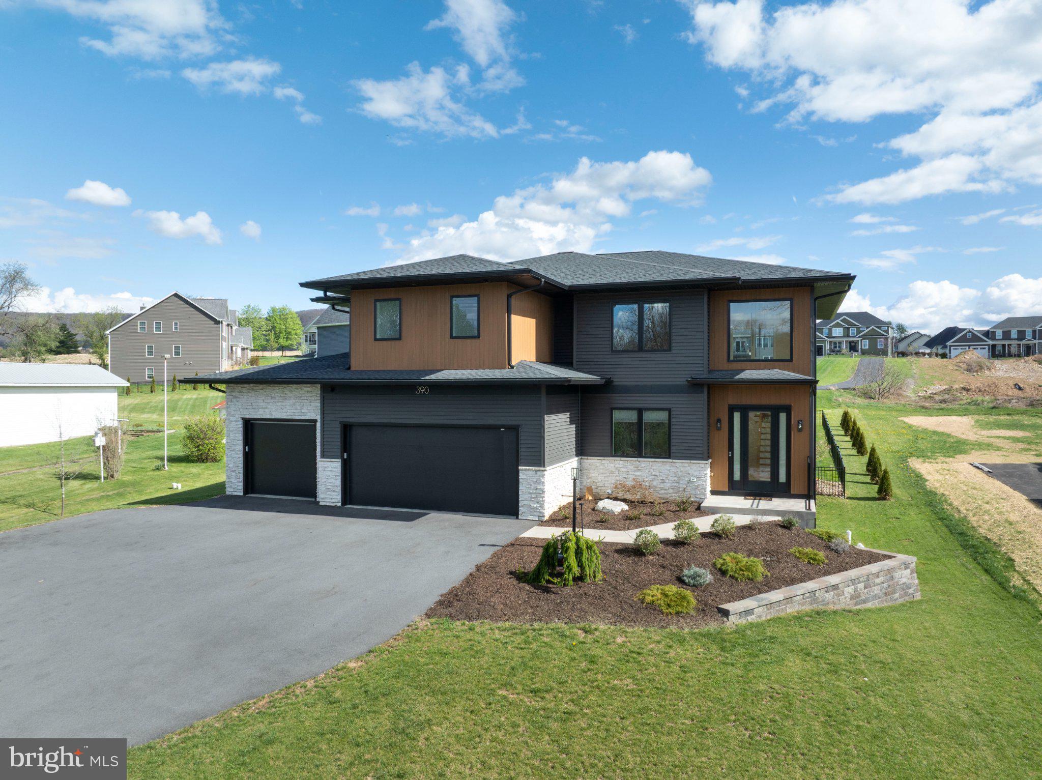 STEARNS CROSSING - Residential