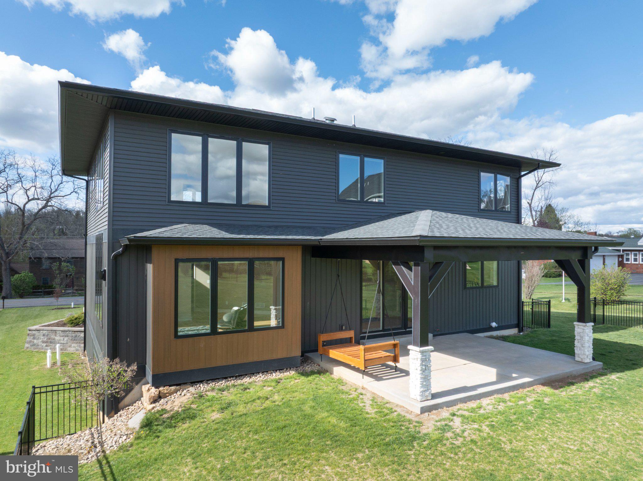 STEARNS CROSSING - Residential