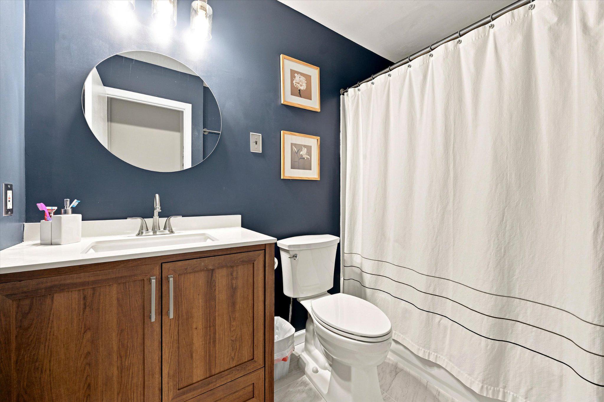 PENNELL PL - Residential