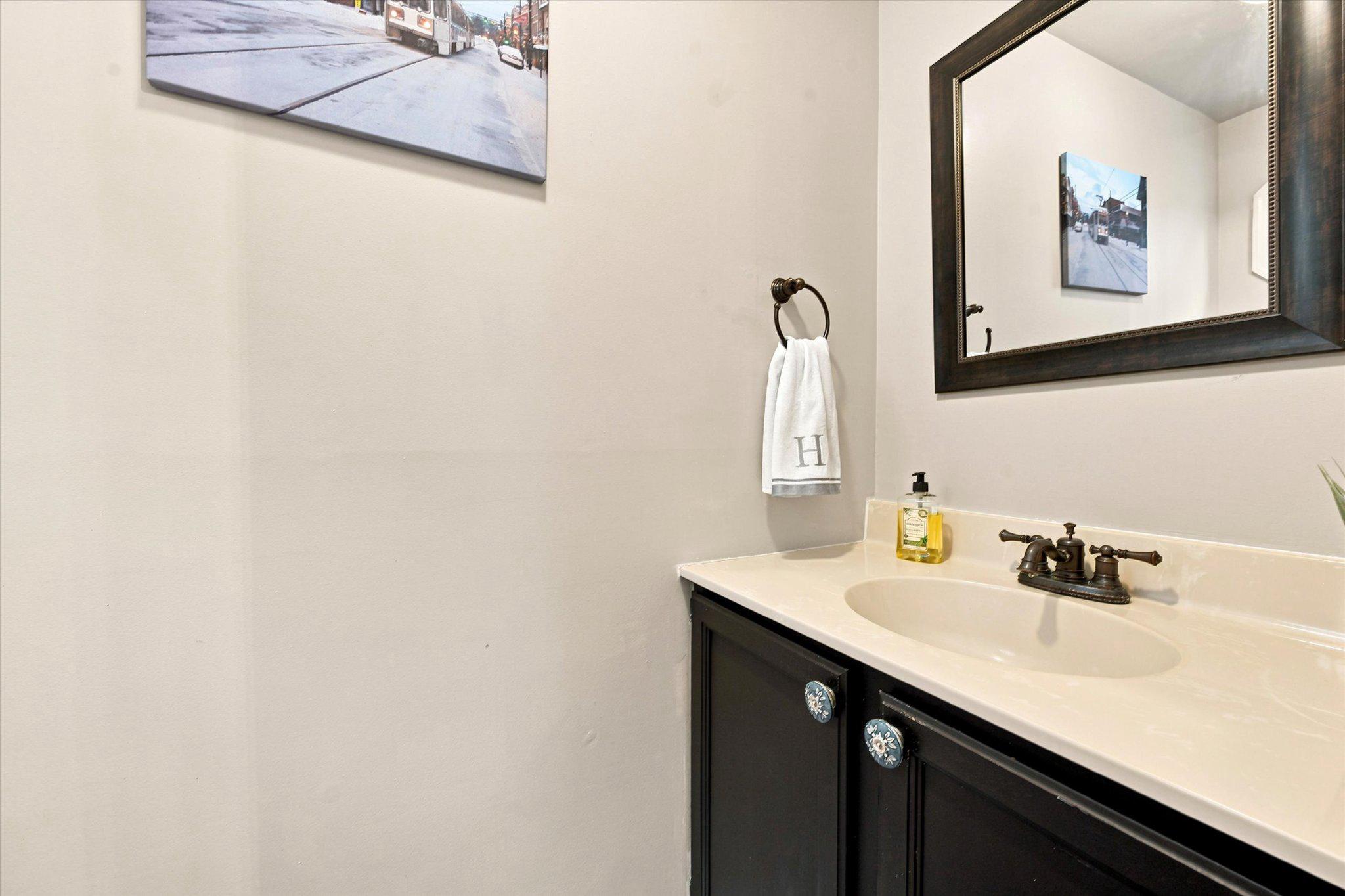 PENNELL PL - Residential