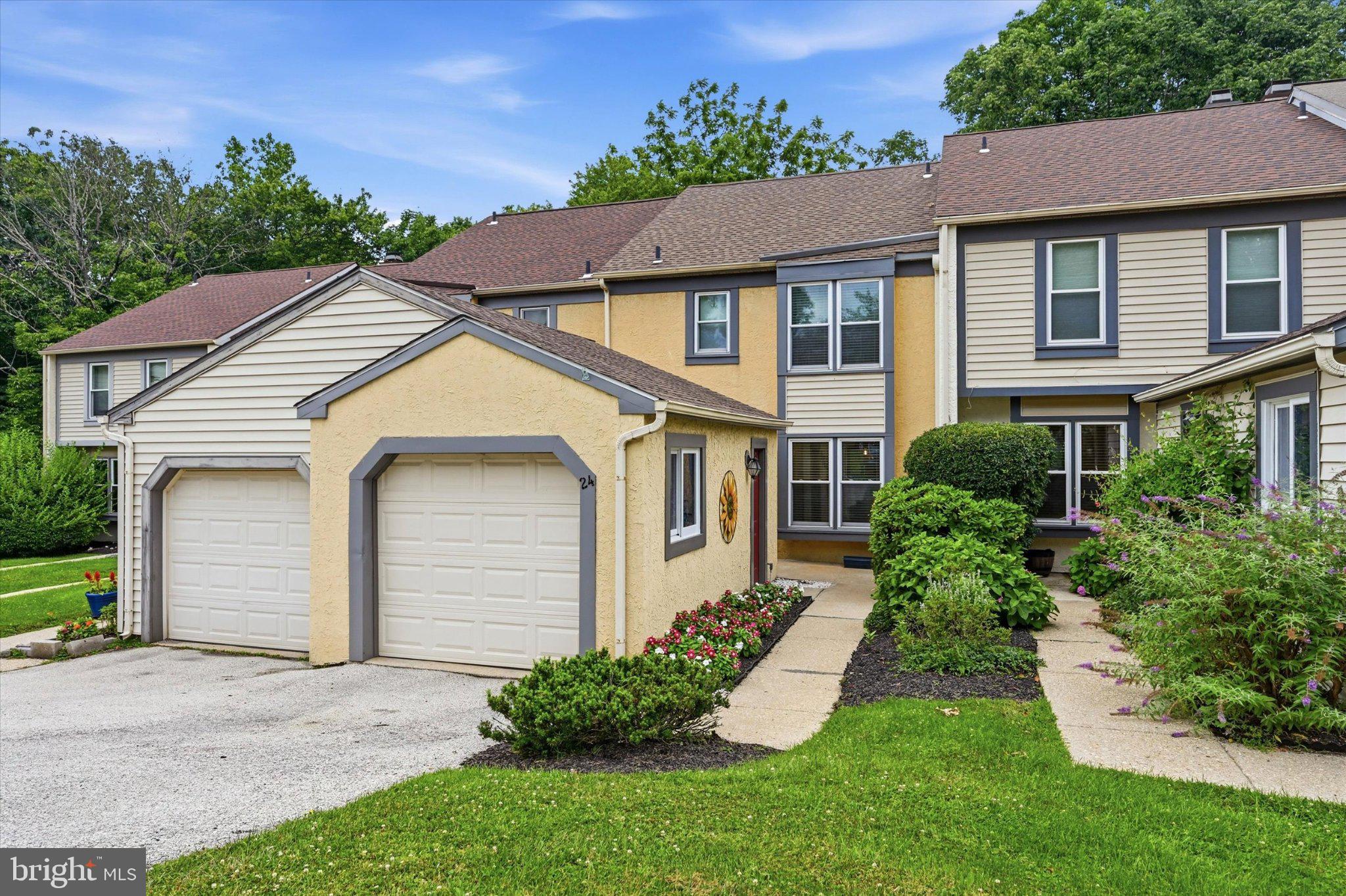 PENNELL PL - Residential