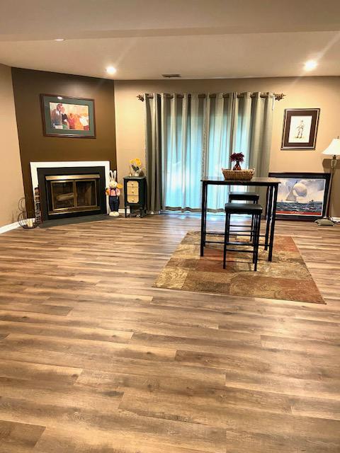 PENNELL PL - Residential