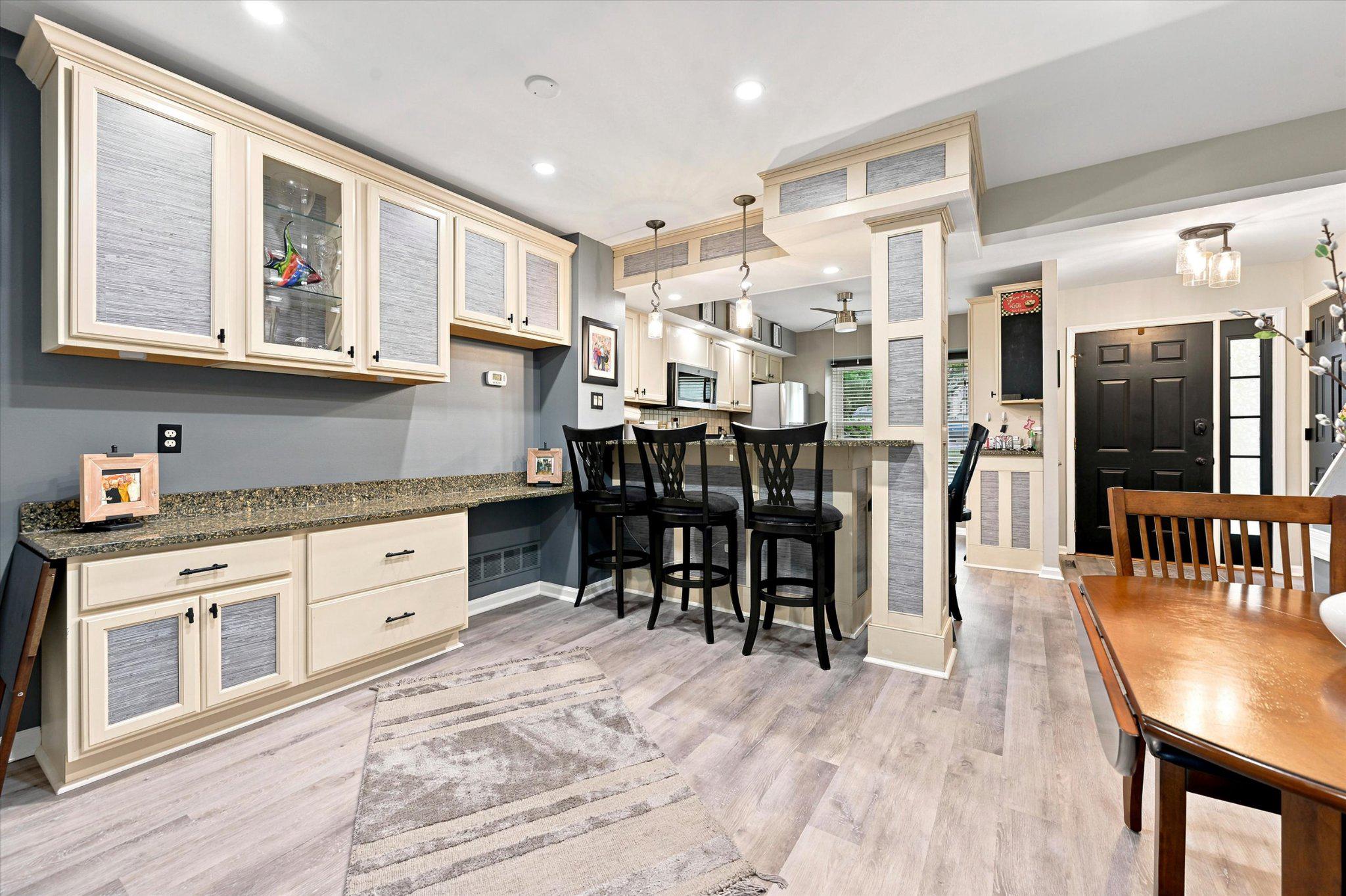 PENNELL PL - Residential