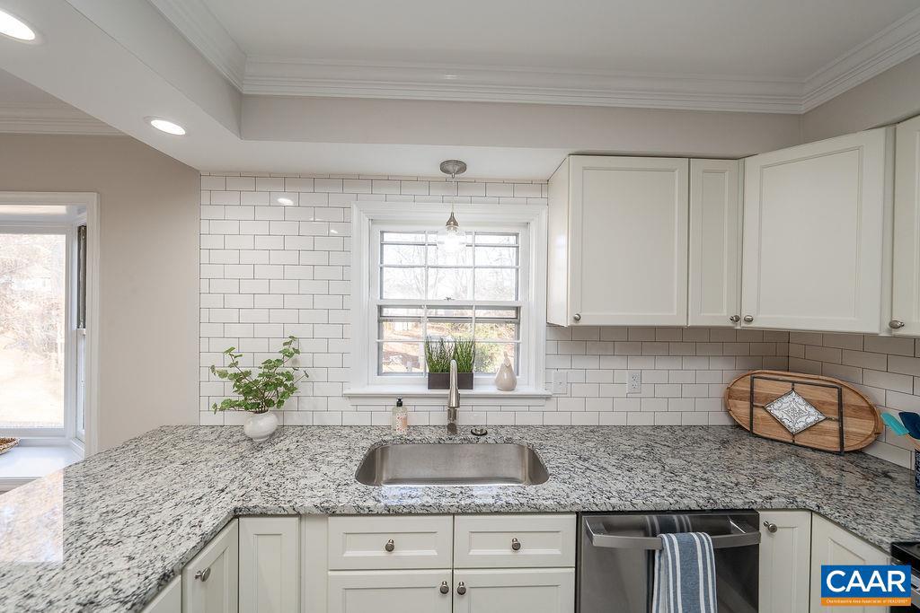 RIO HEIGHTS - Residential