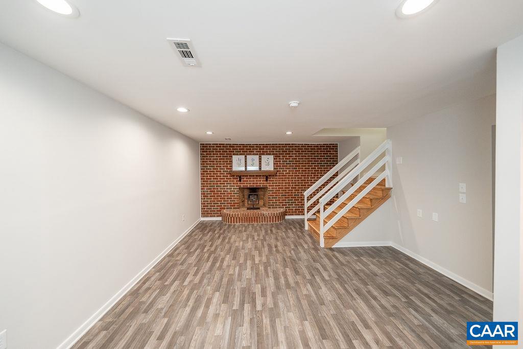 RIO HEIGHTS - Residential