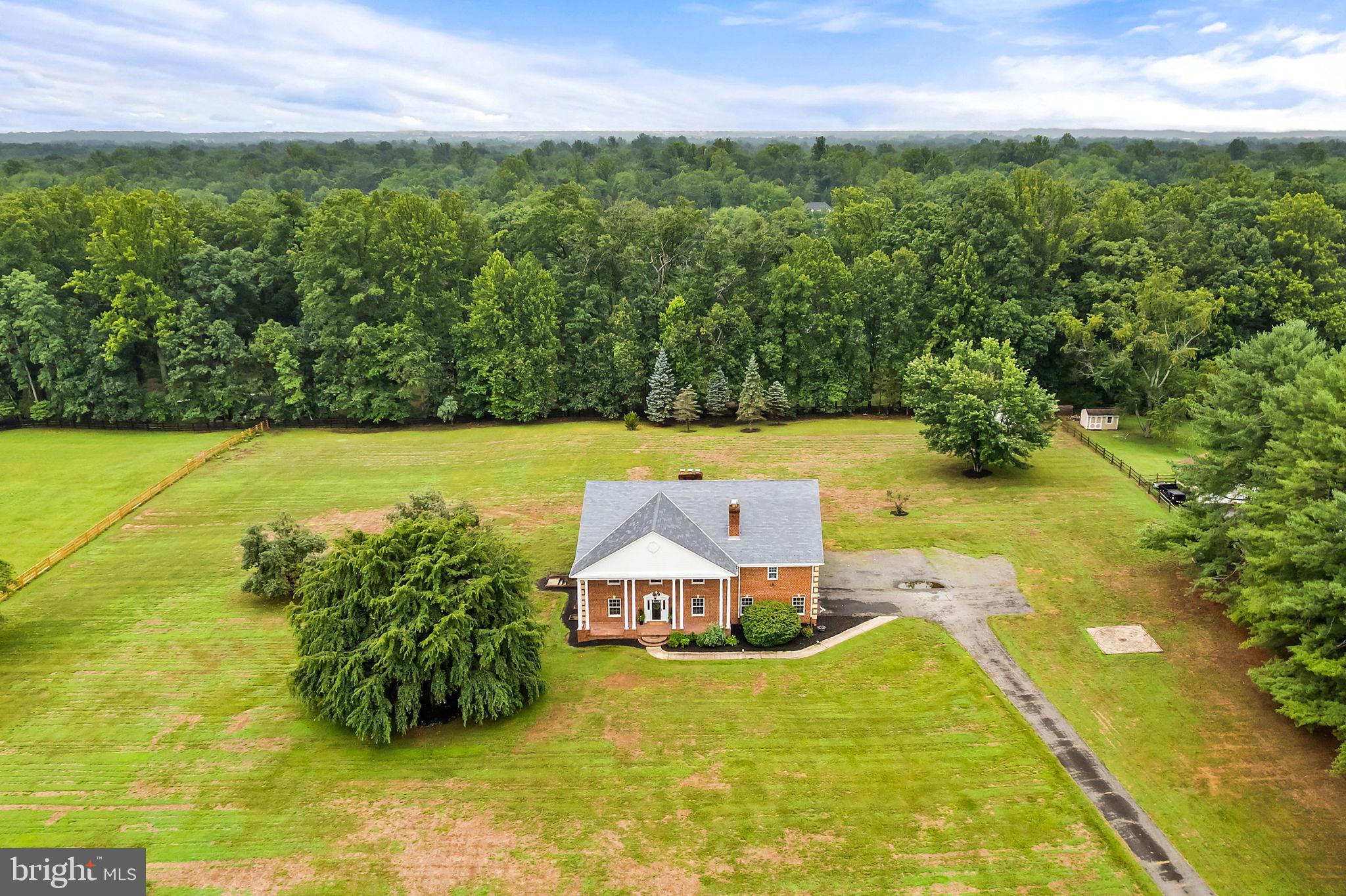 LAWNVALE ESTATES - Residential