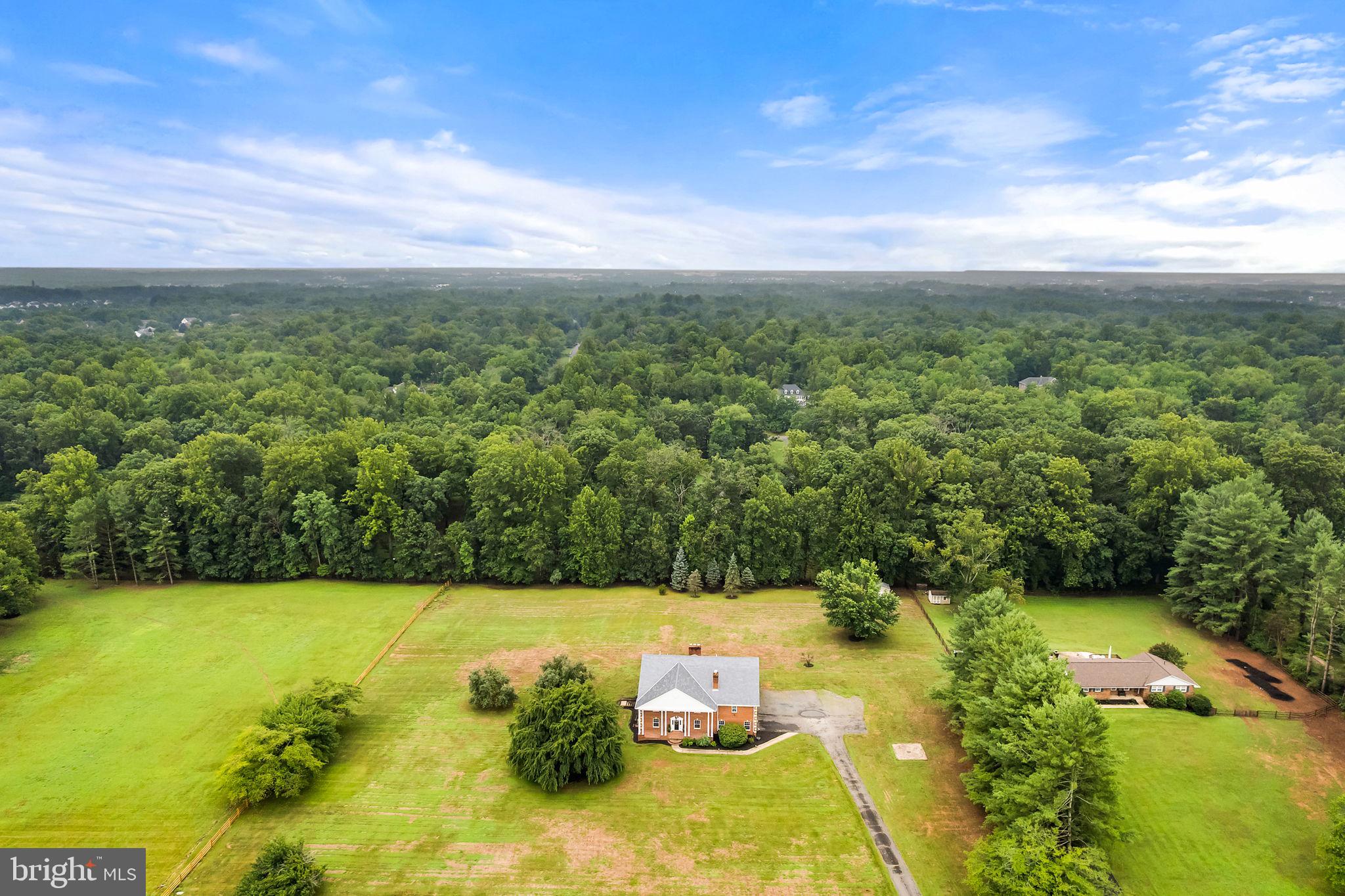 LAWNVALE ESTATES - Residential