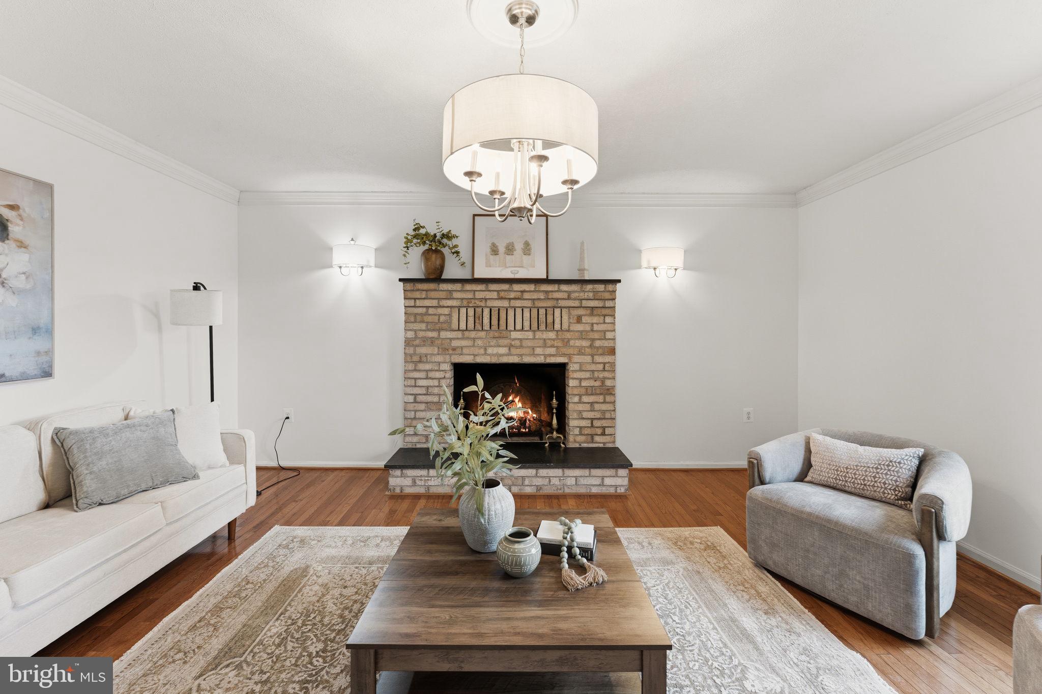 LAWNVALE ESTATES - Residential