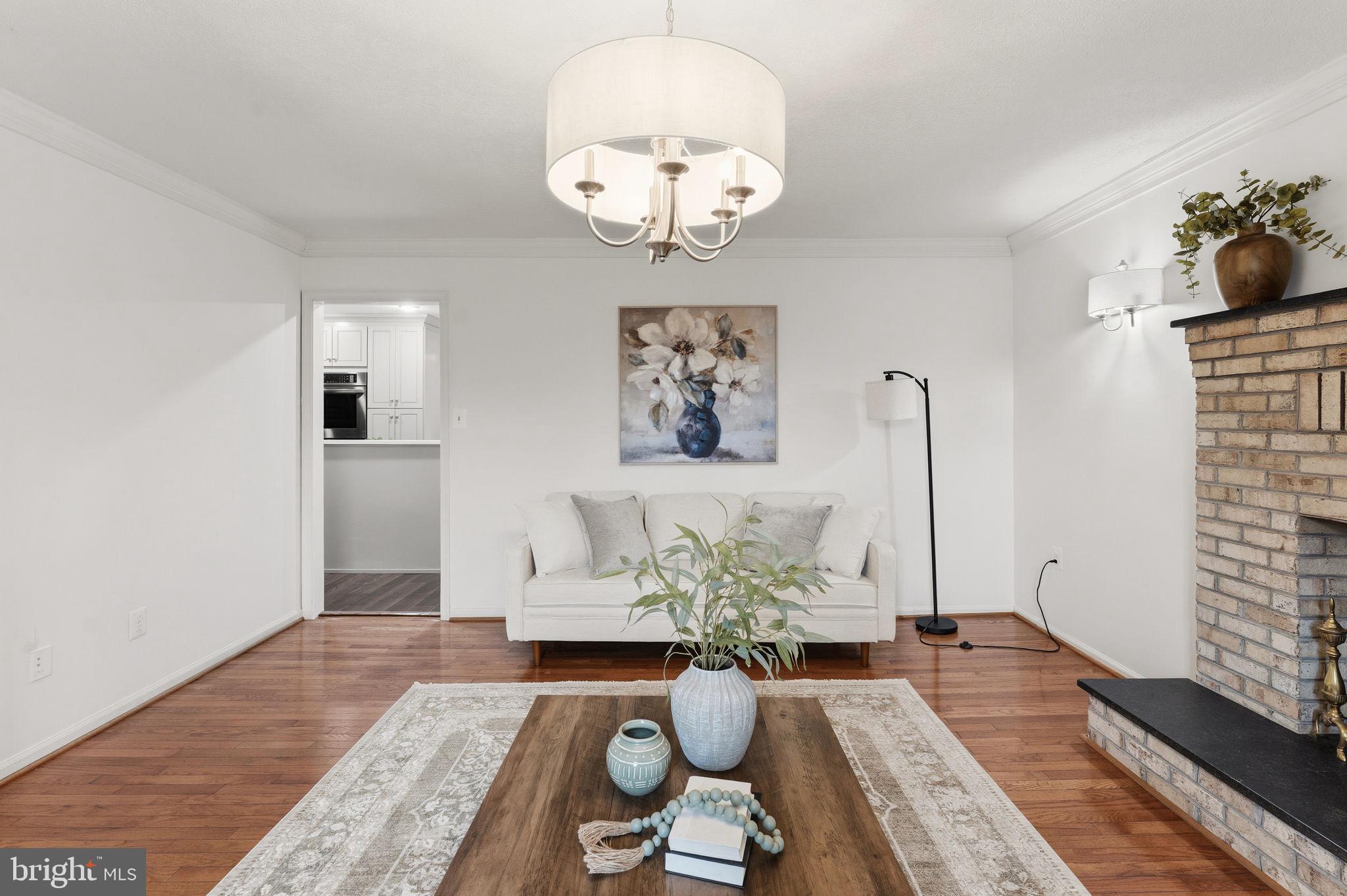 LAWNVALE ESTATES - Residential