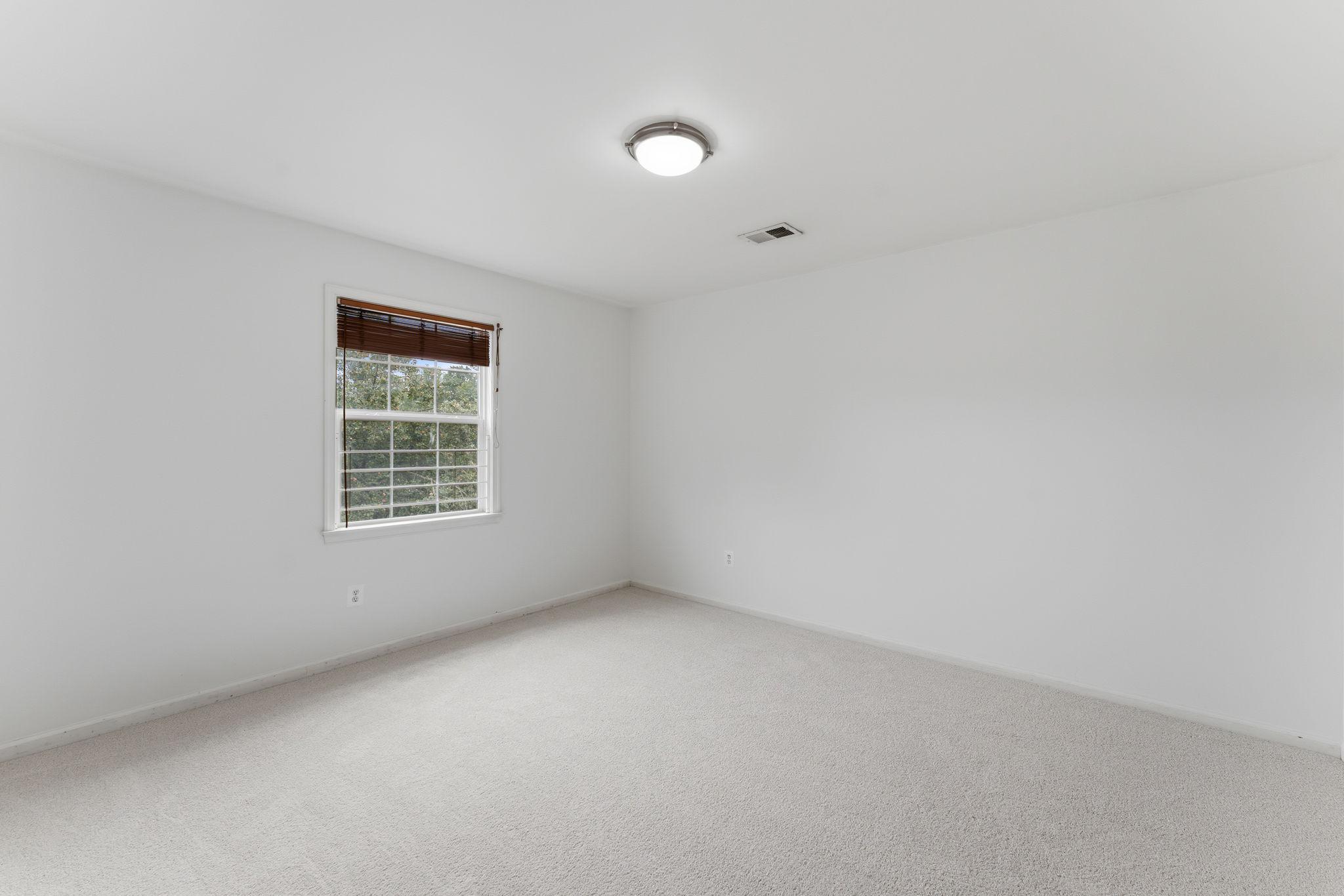 LAWNVALE ESTATES - Residential