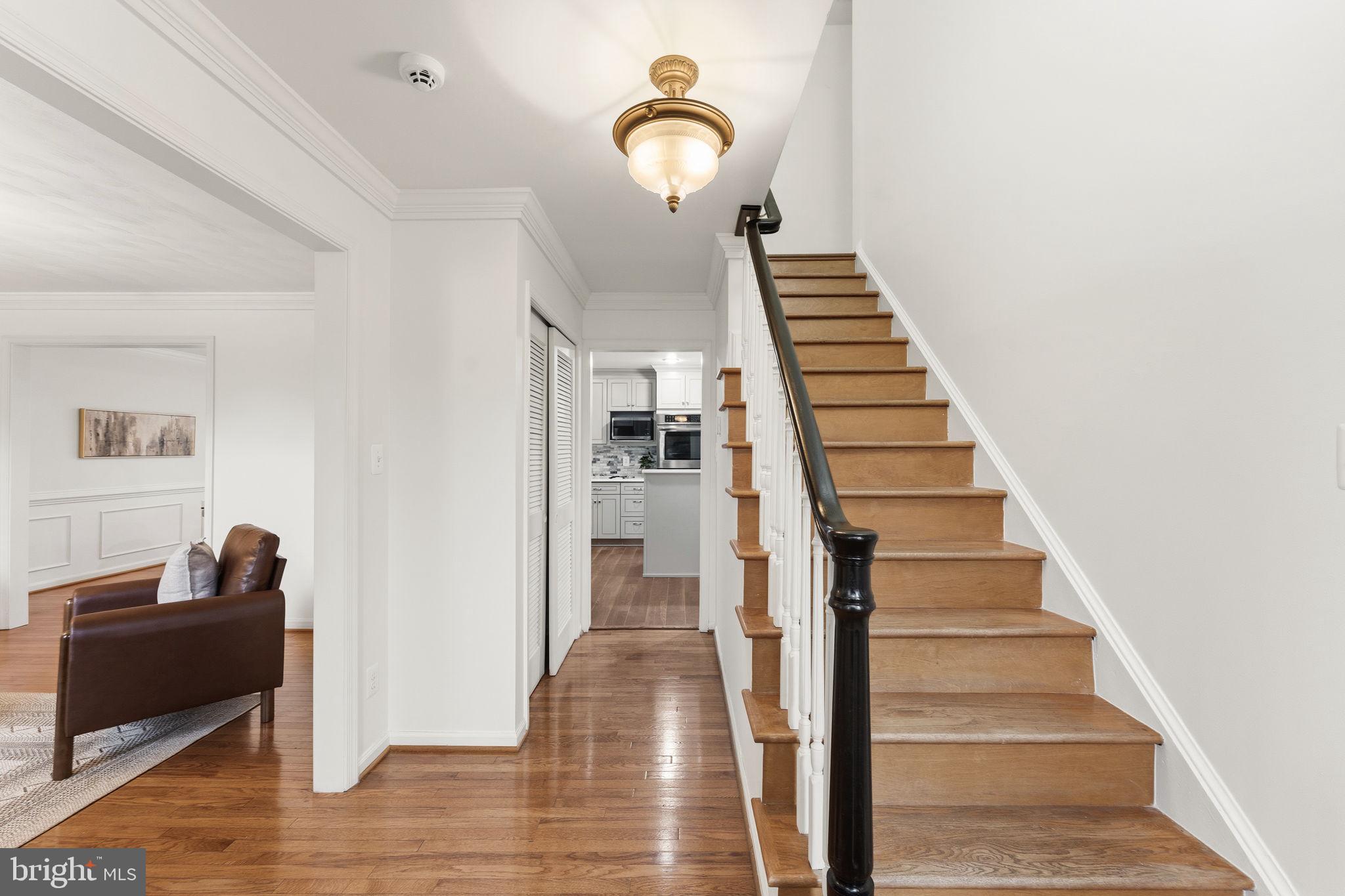 LAWNVALE ESTATES - Residential