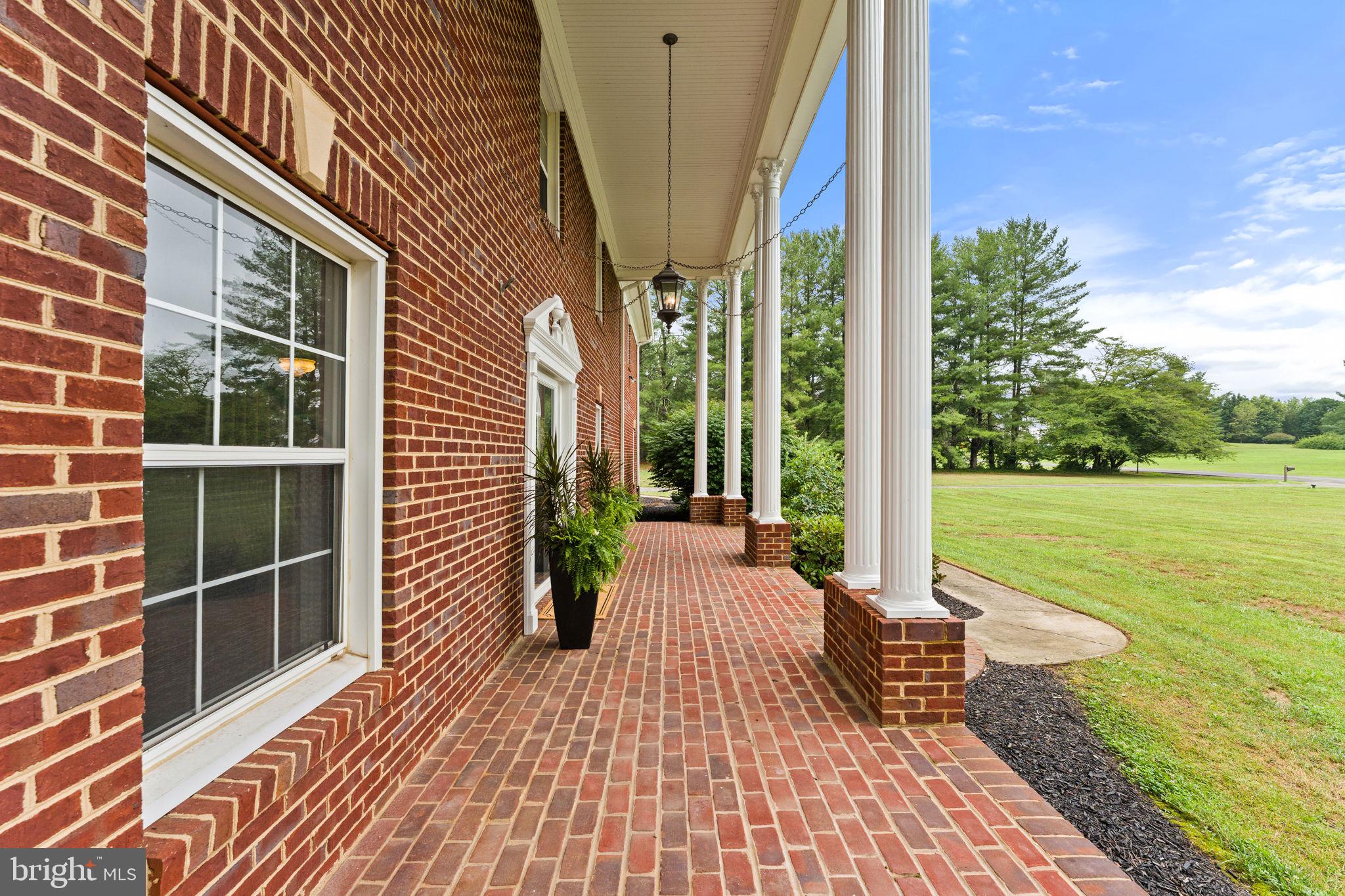 LAWNVALE ESTATES - Residential
