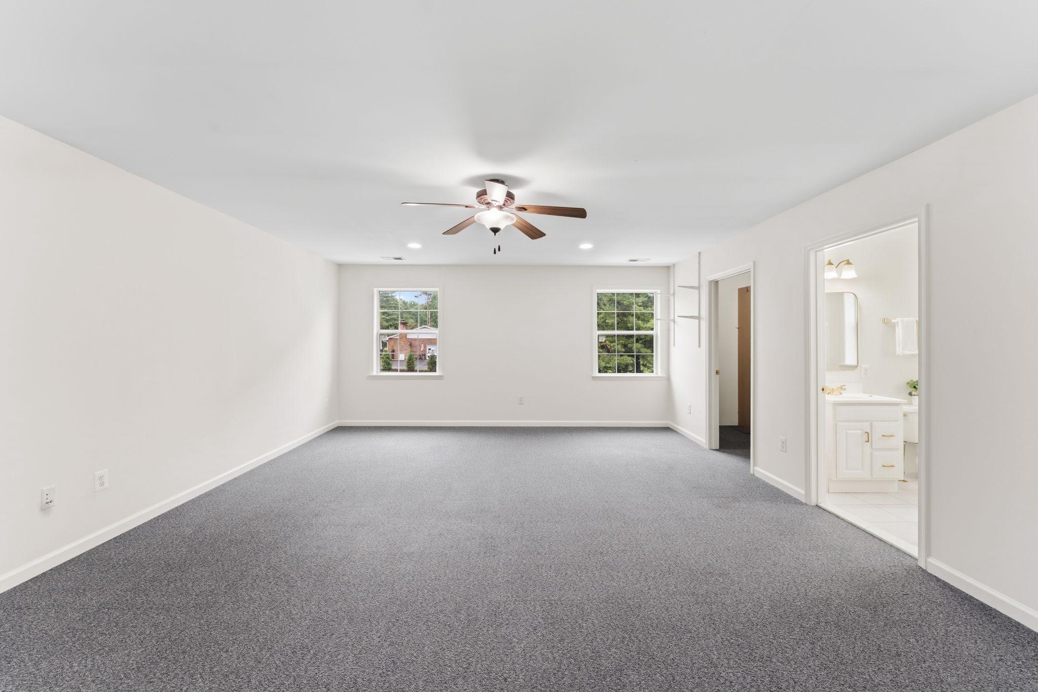 LAWNVALE ESTATES - Residential