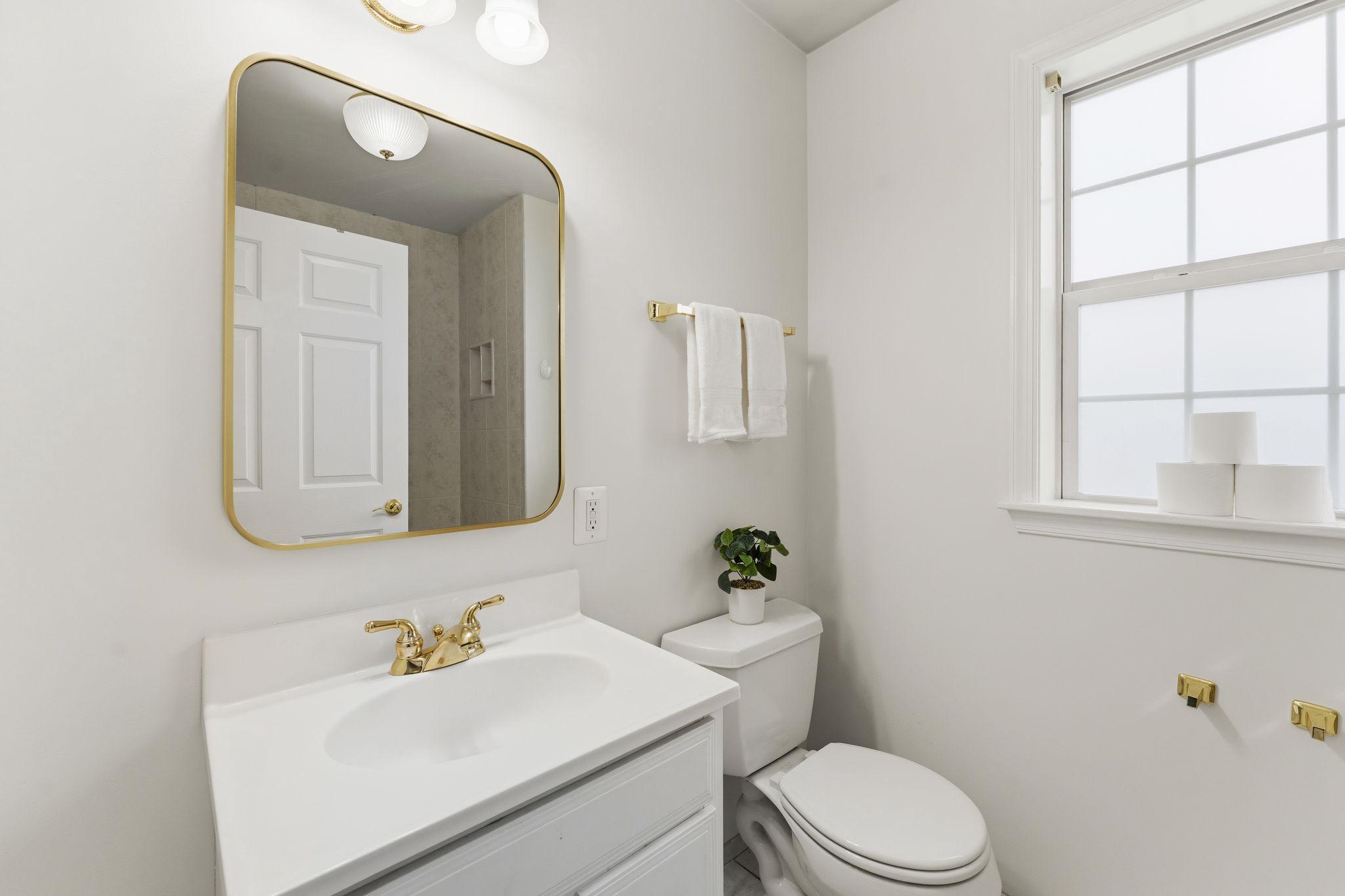 LAWNVALE ESTATES - Residential
