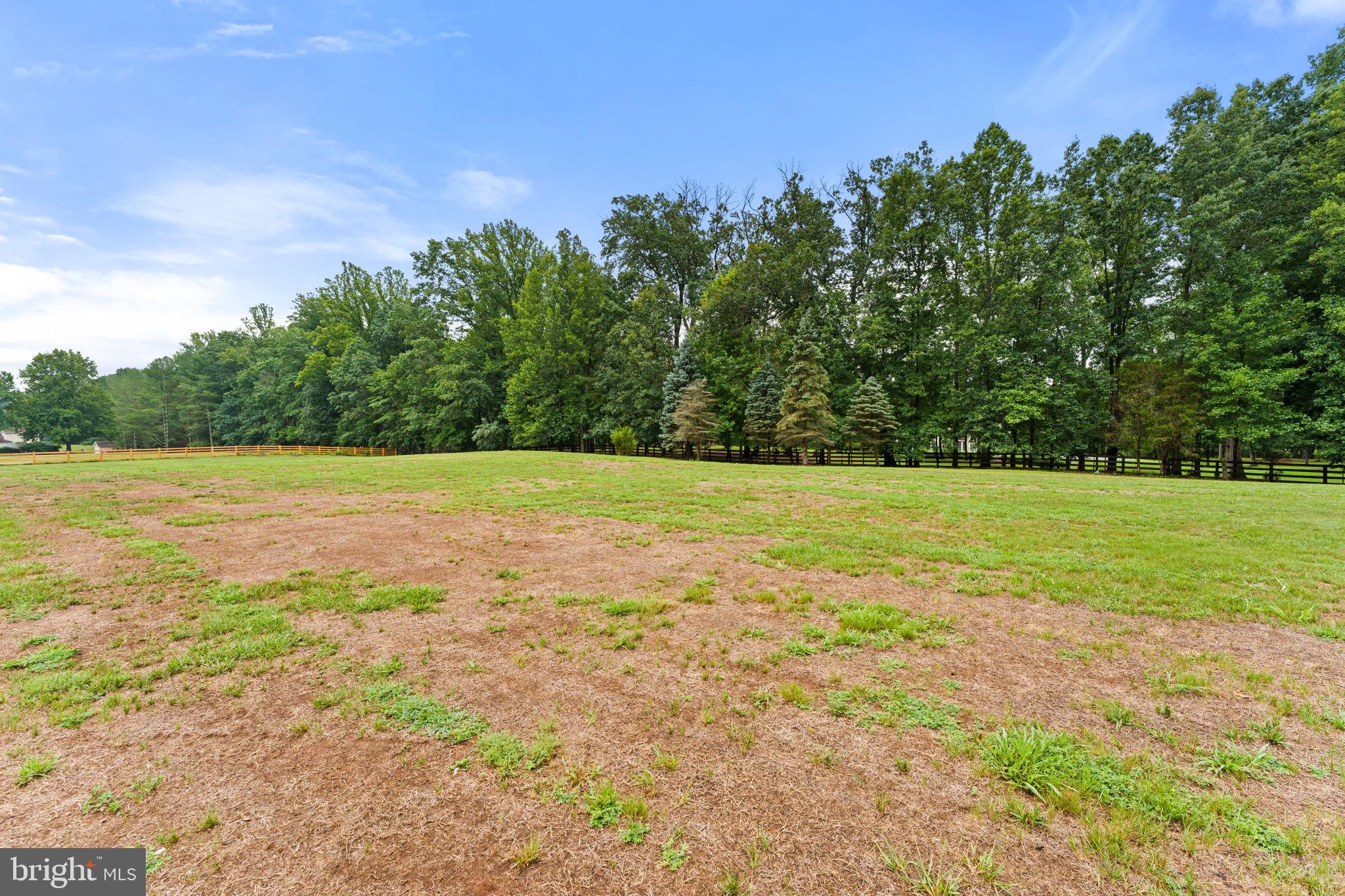 LAWNVALE ESTATES - Residential