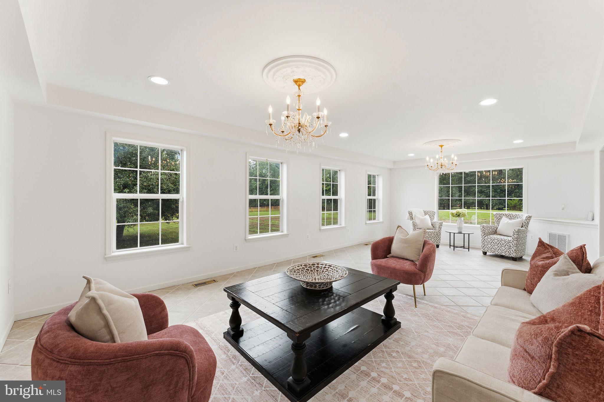 LAWNVALE ESTATES - Residential