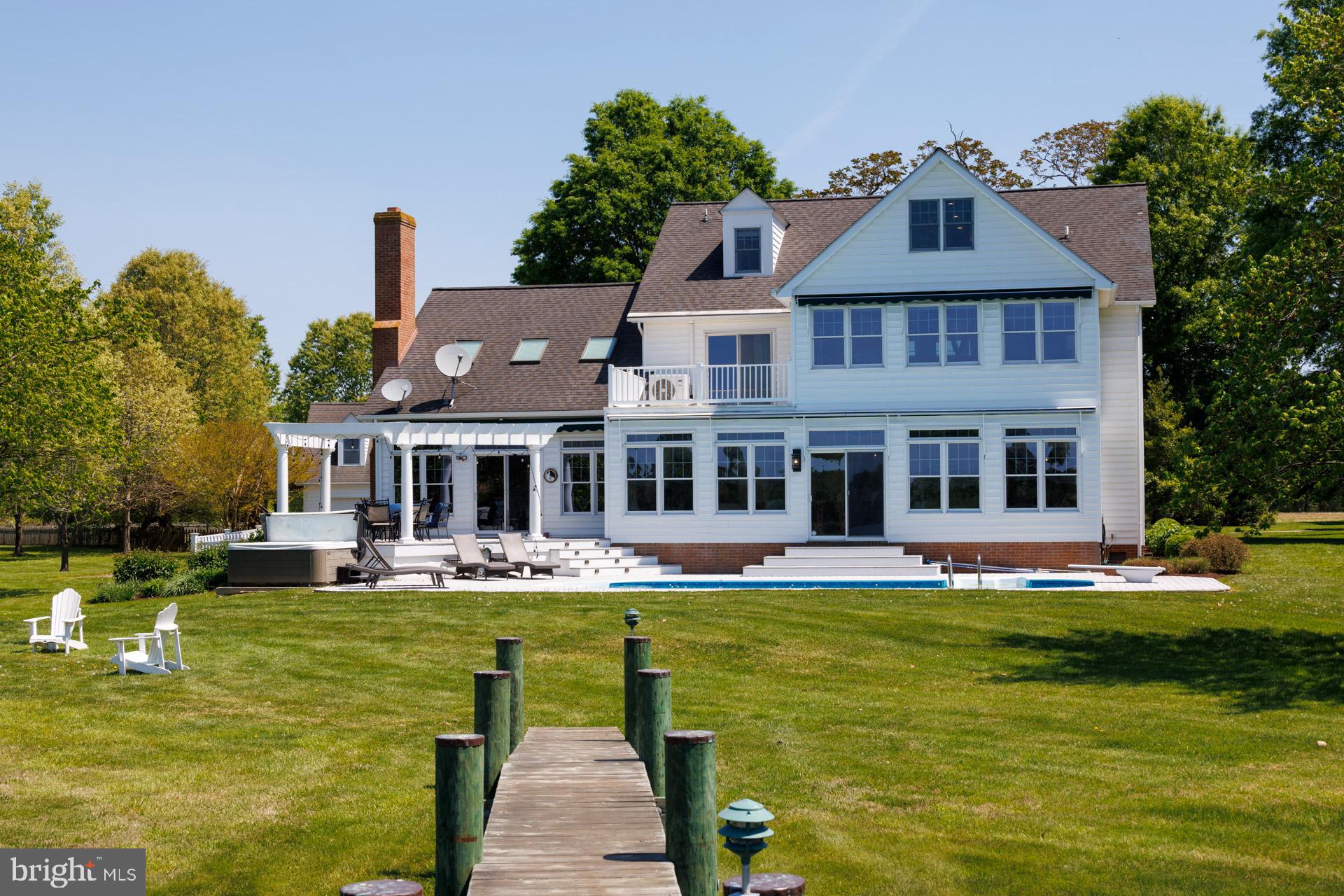 HOPKINS NECK - Residential