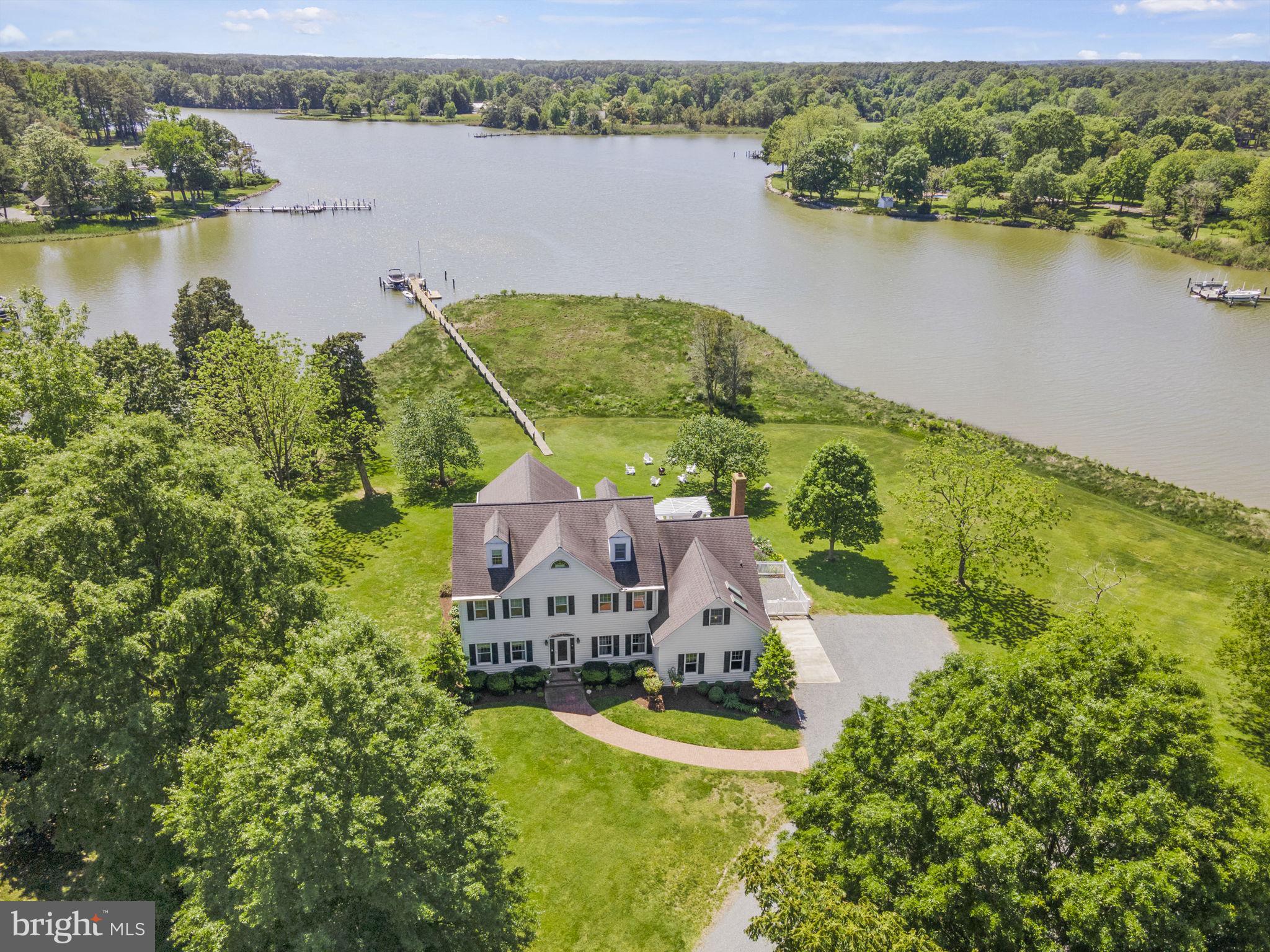 HOPKINS NECK - Residential