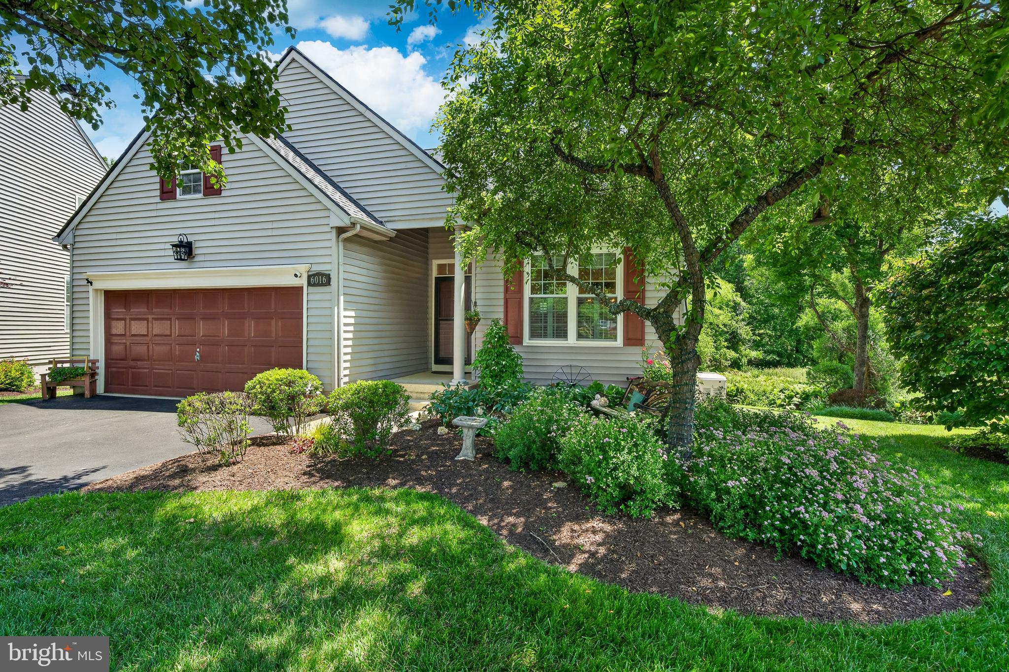 SOMERSET LAKE - Residential