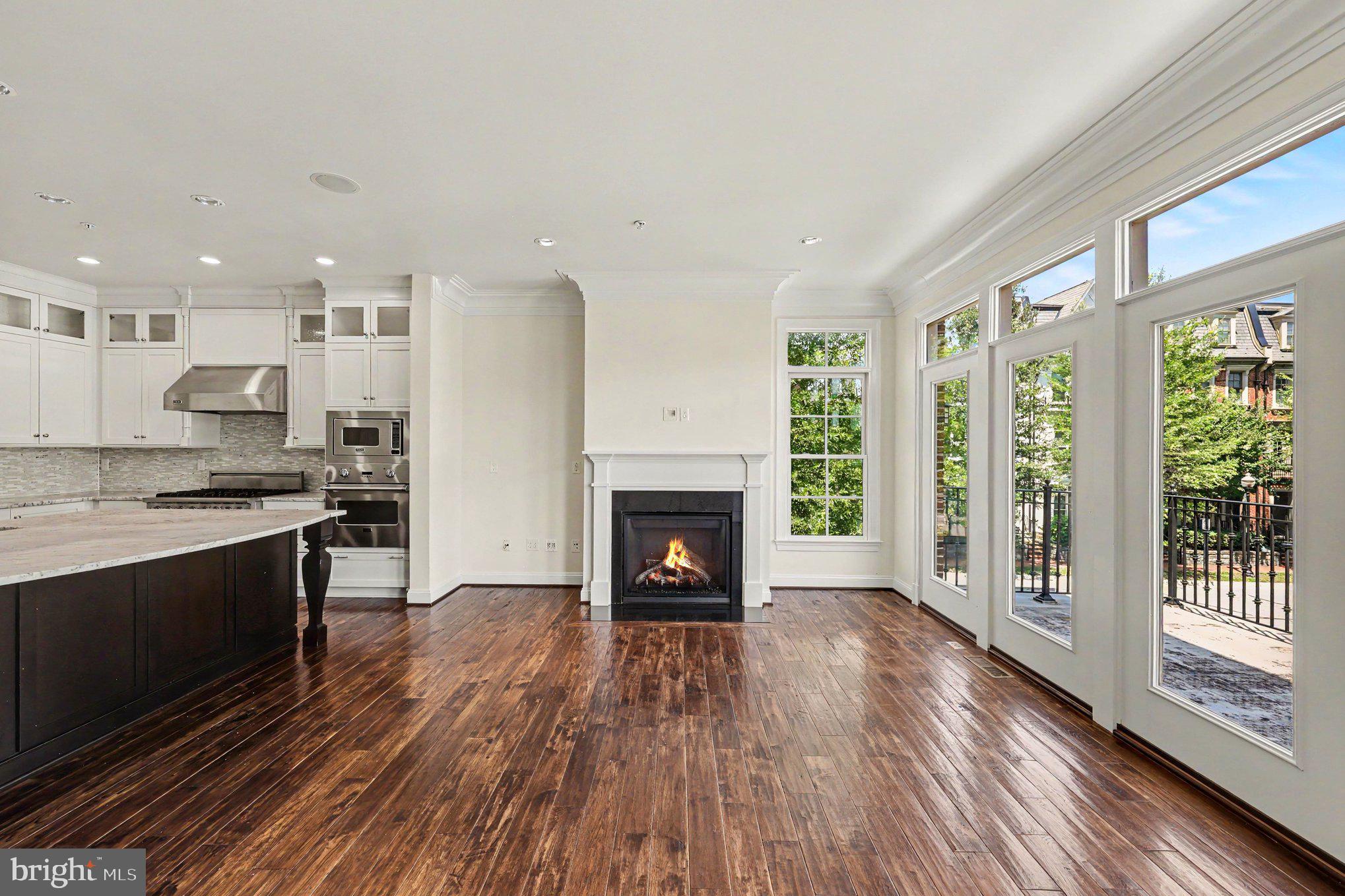SYMPHONY PARK - Residential