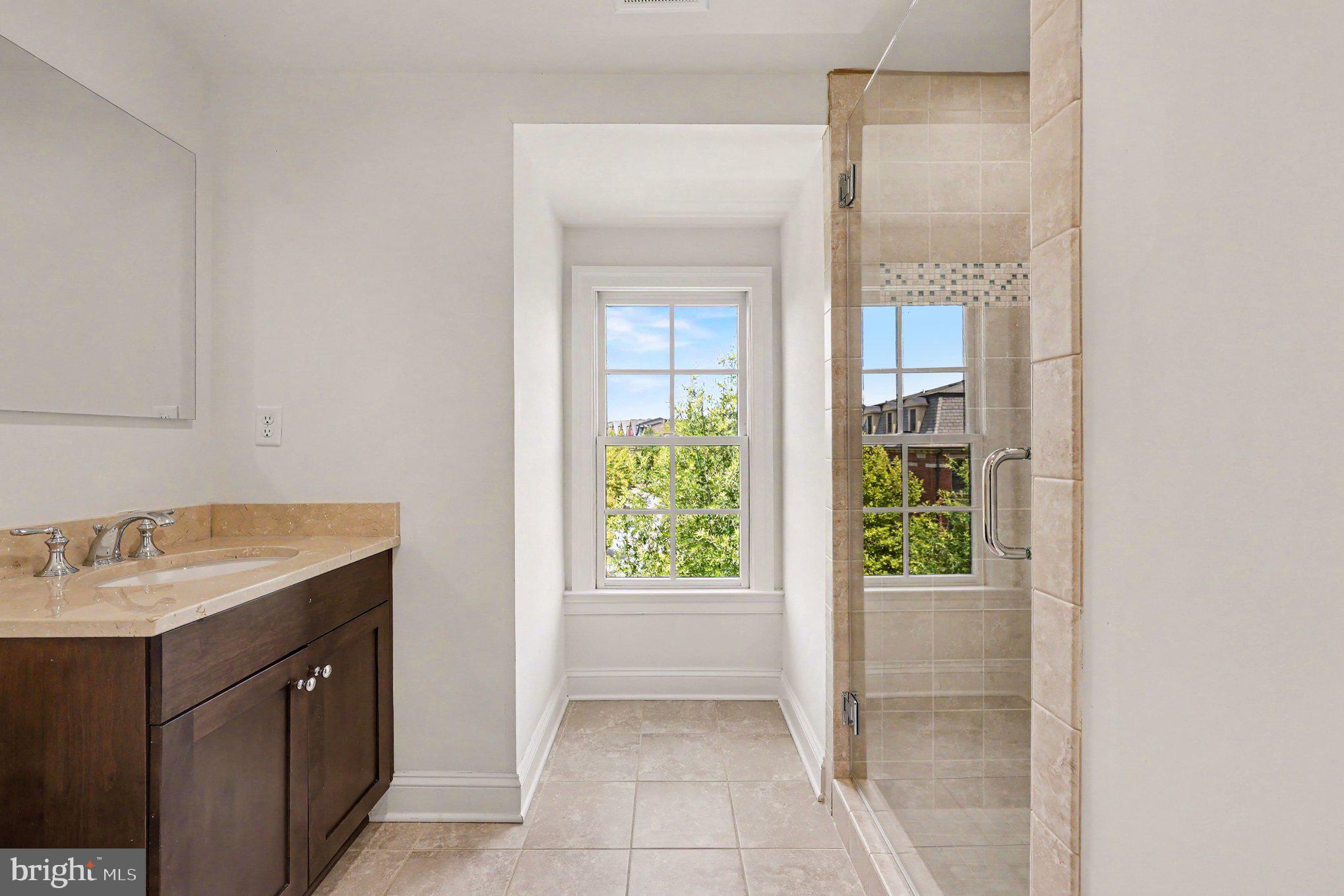 SYMPHONY PARK - Residential
