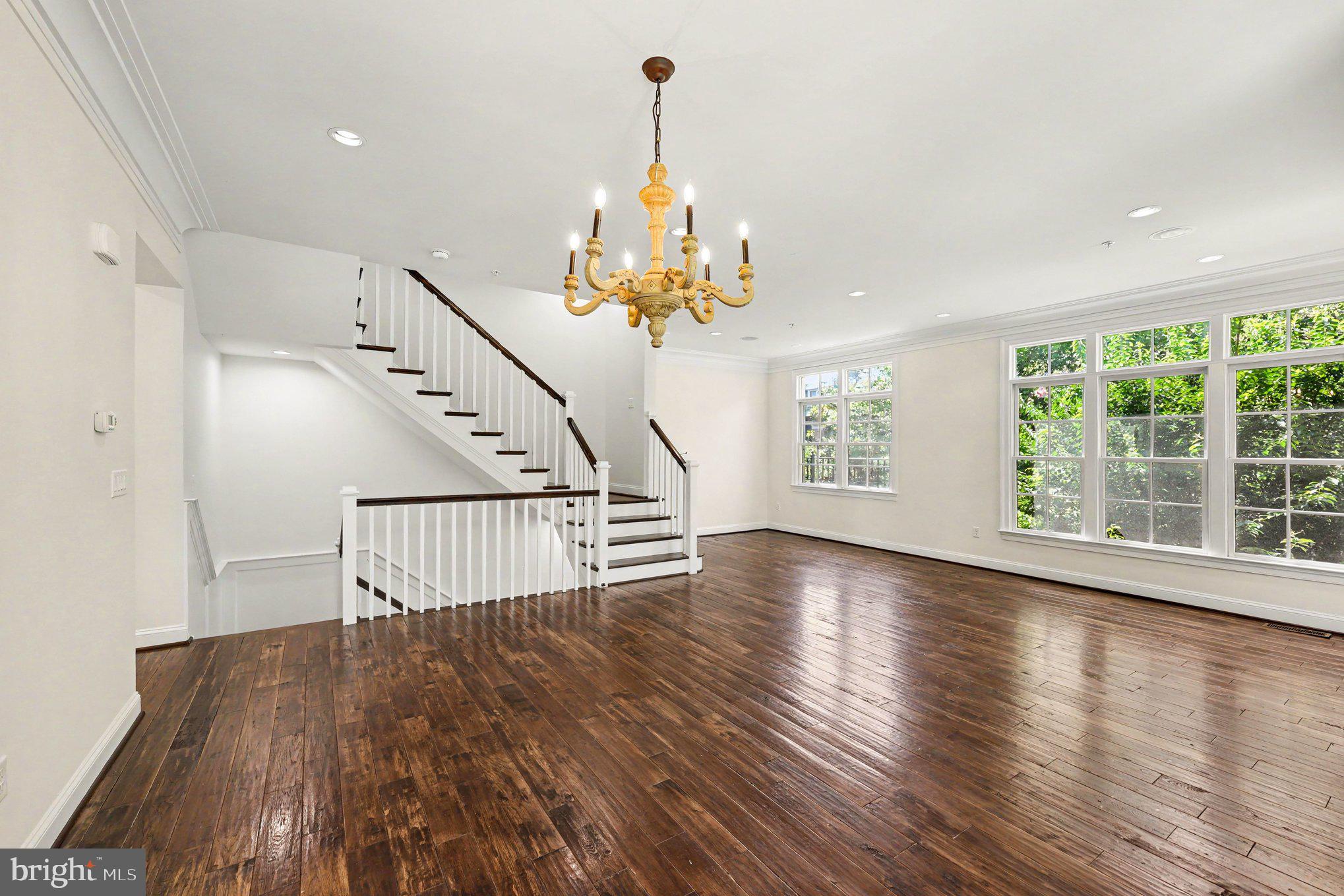 SYMPHONY PARK - Residential