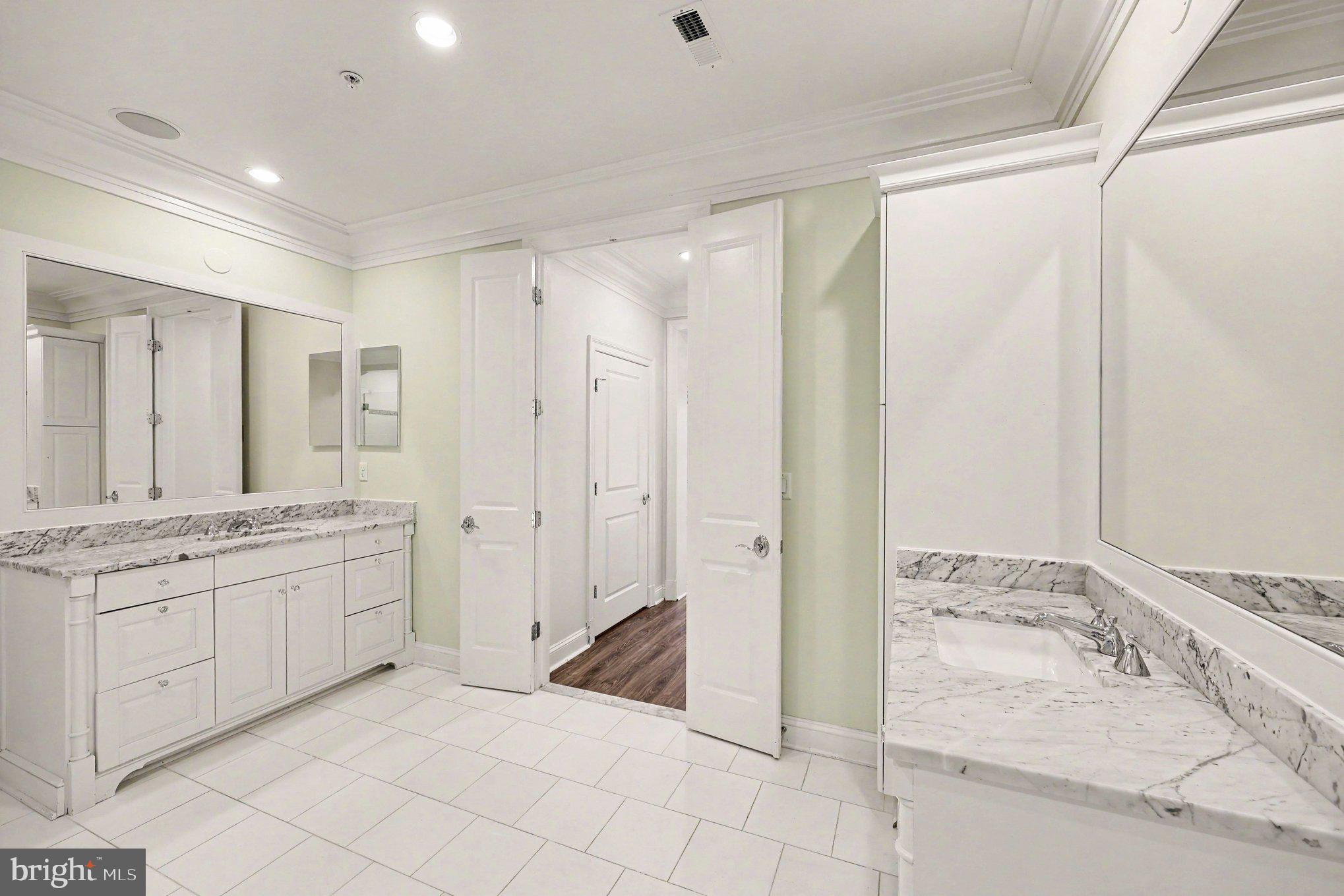 SYMPHONY PARK - Residential