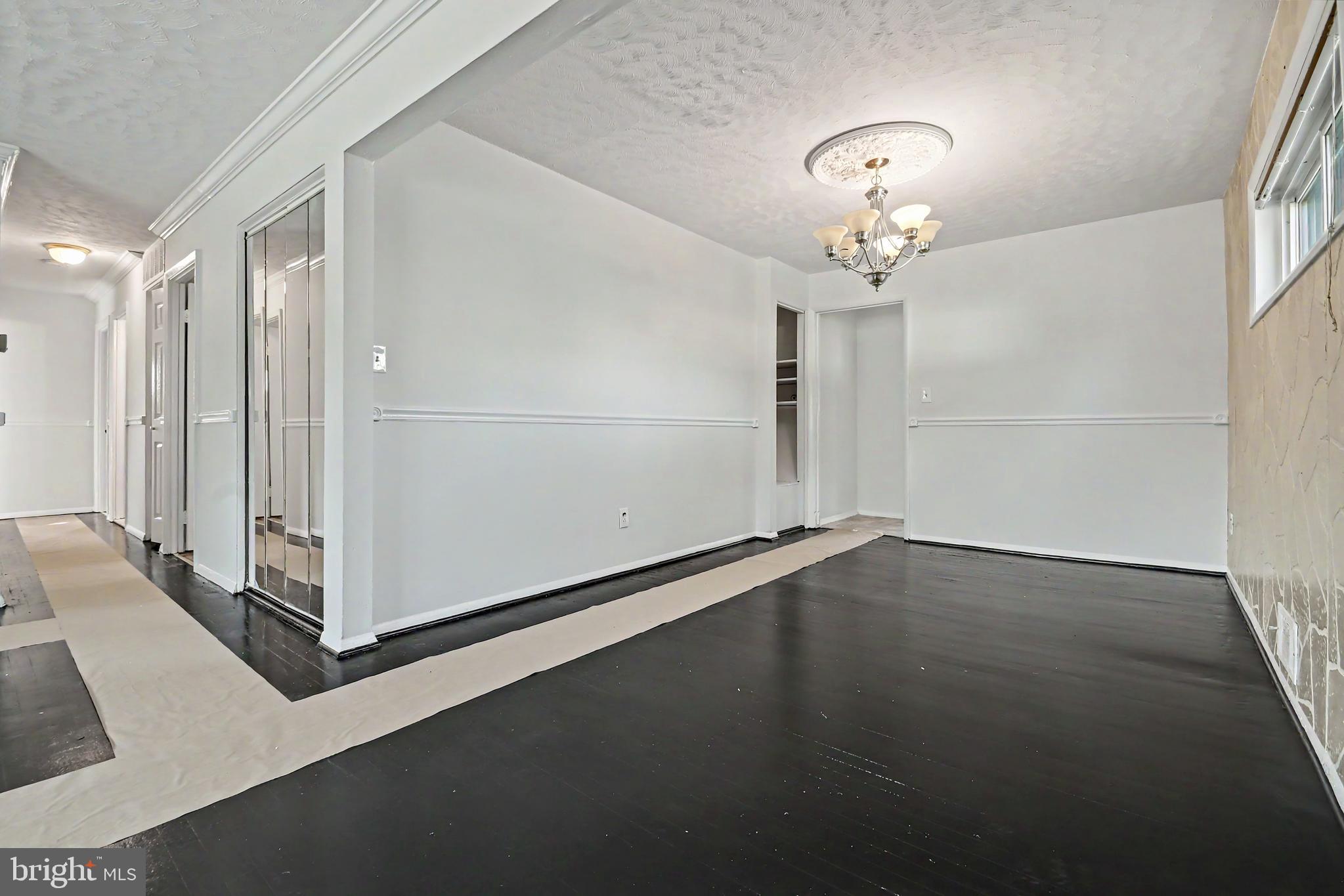 RANDALLSTOWN - Residential