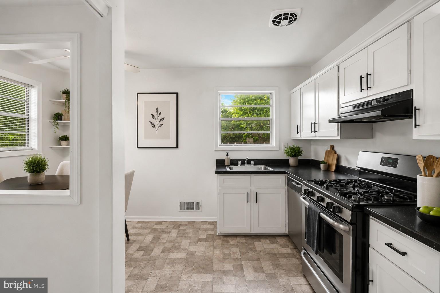 RANDALLSTOWN - Residential