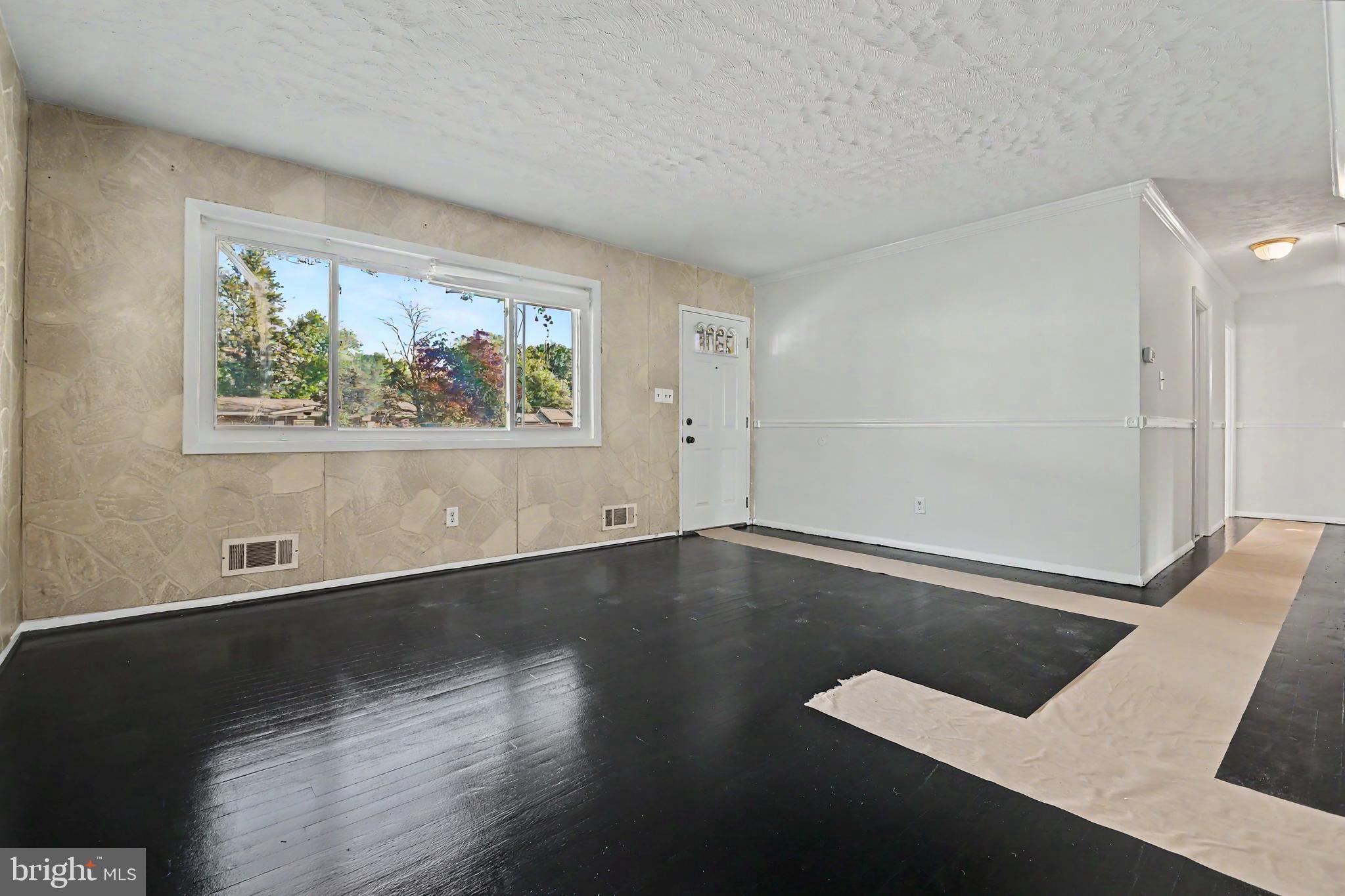 RANDALLSTOWN - Residential