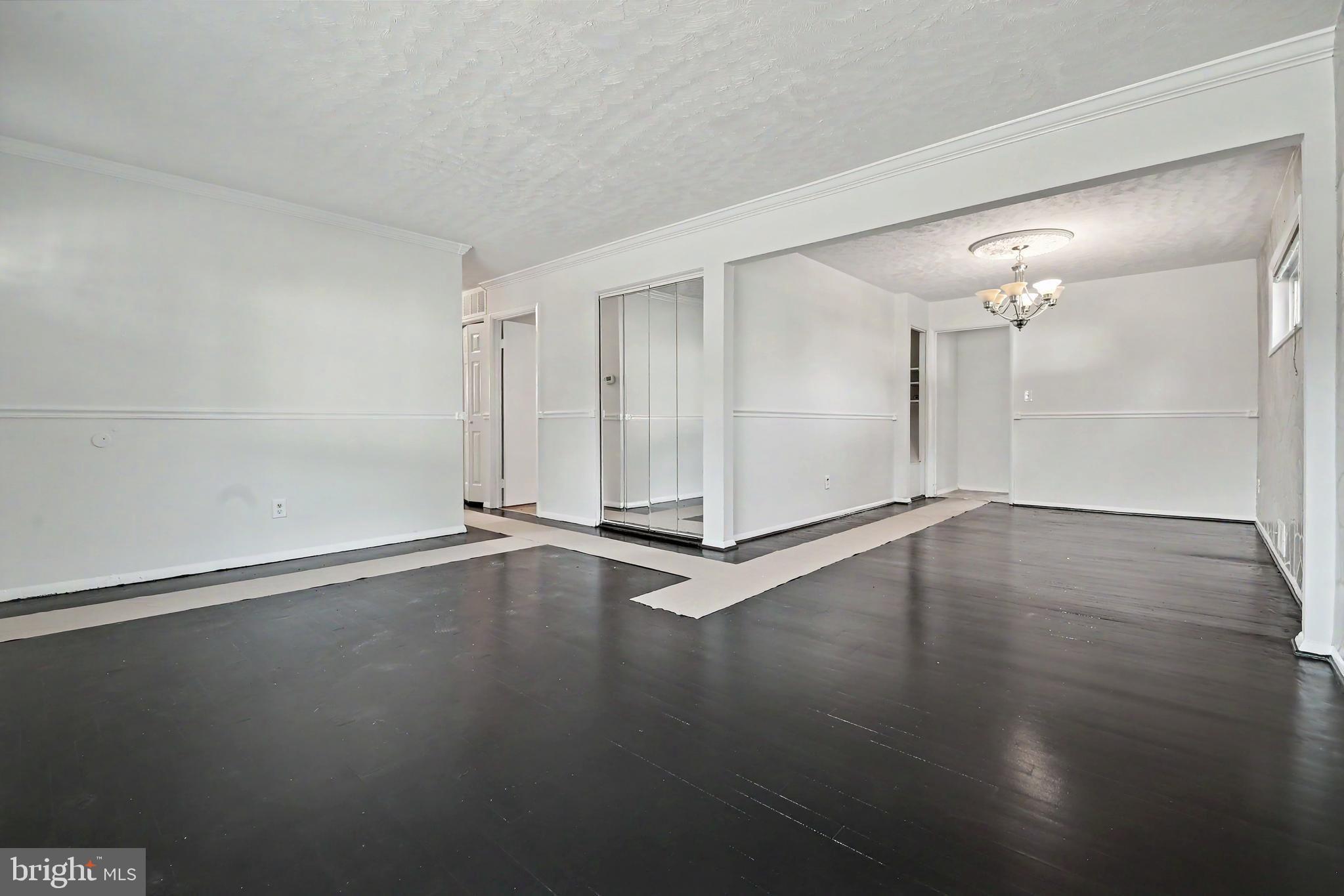 RANDALLSTOWN - Residential