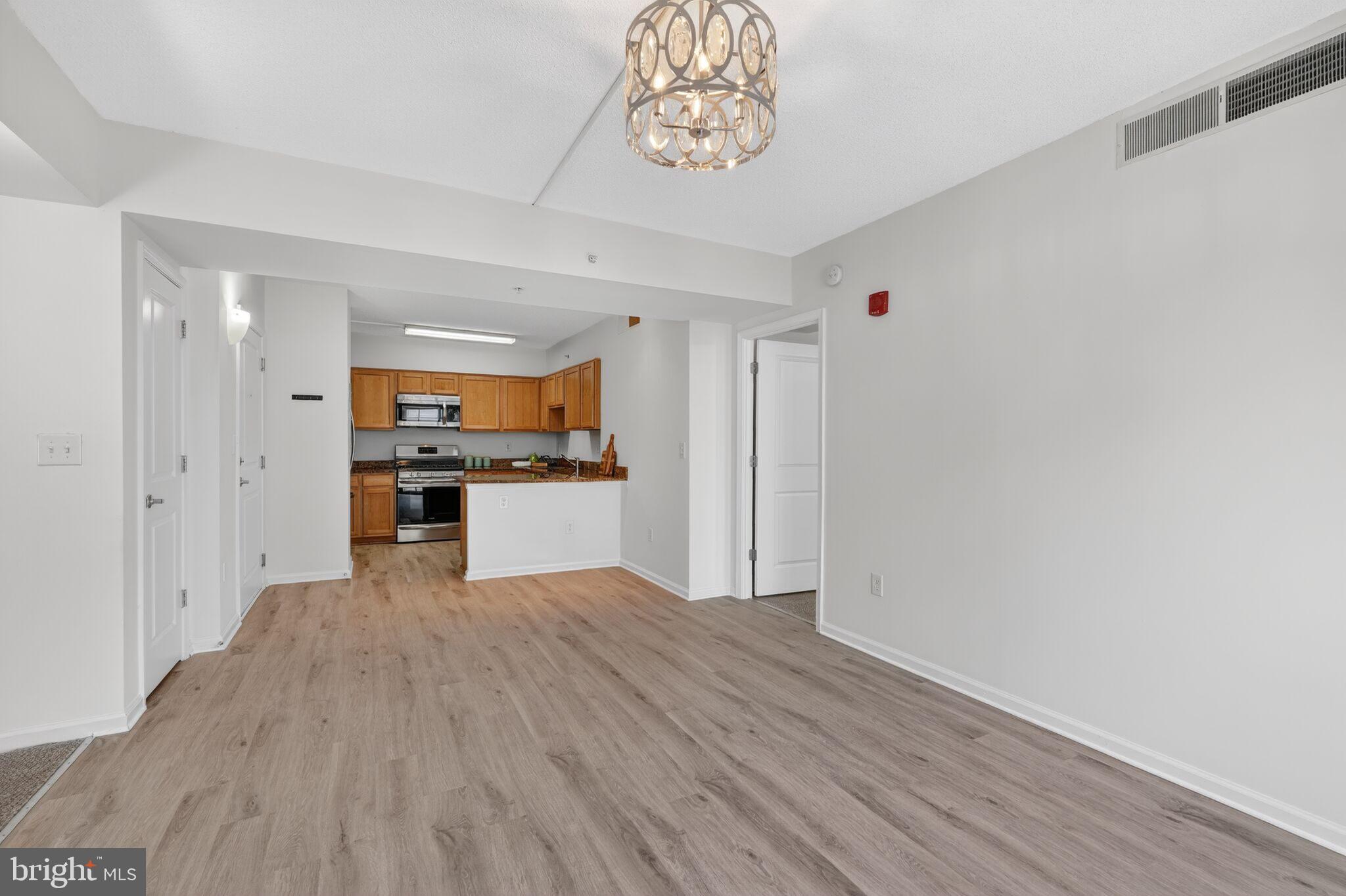 SILVER SPRING - Residential