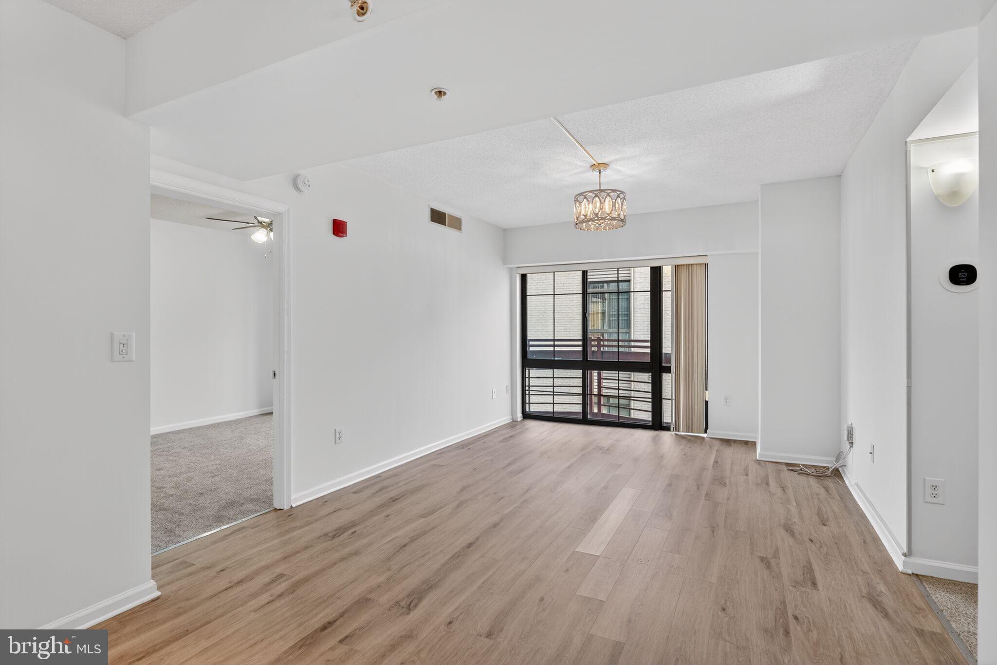 SILVER SPRING - Residential