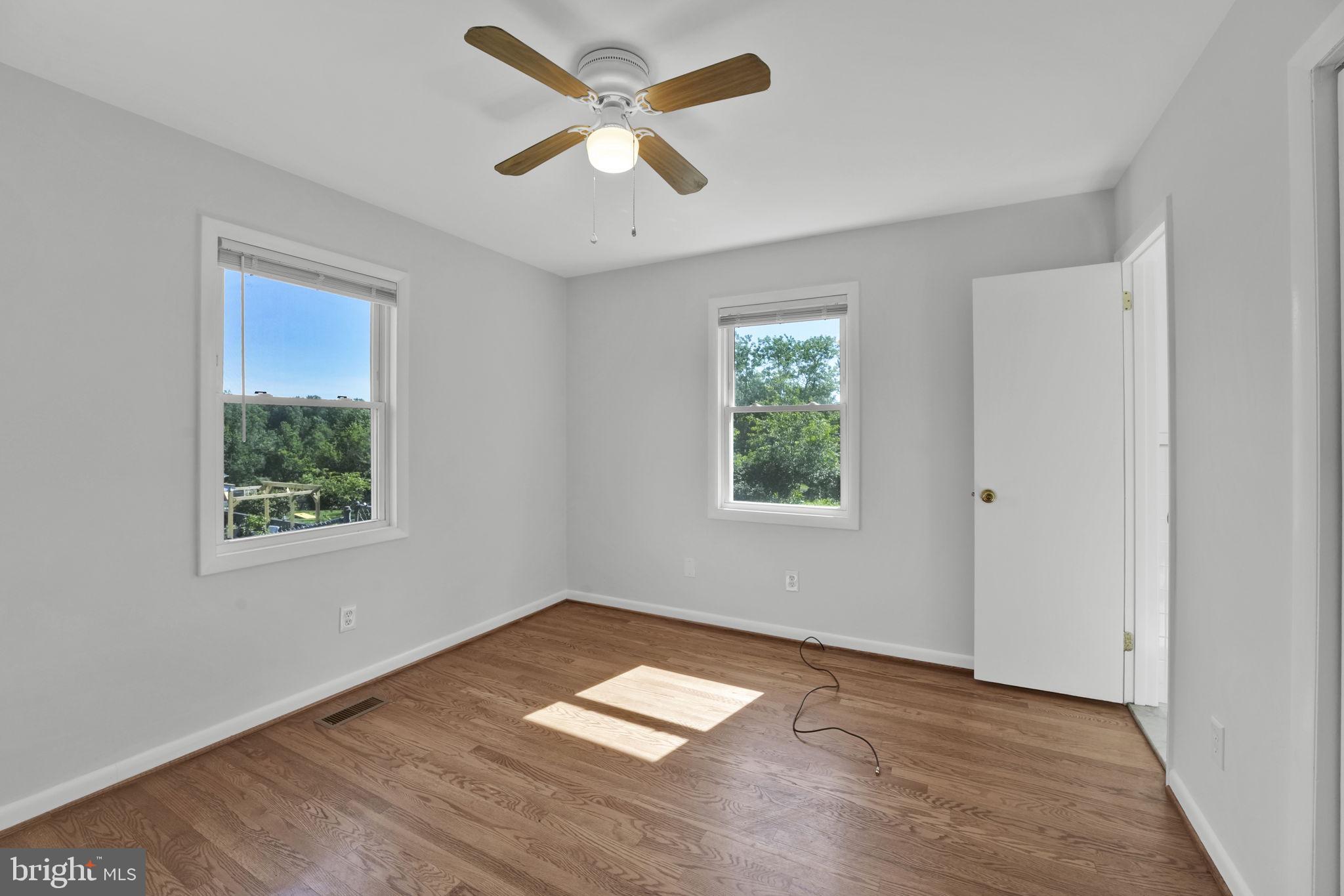 WALNUT RIDGE - Residential