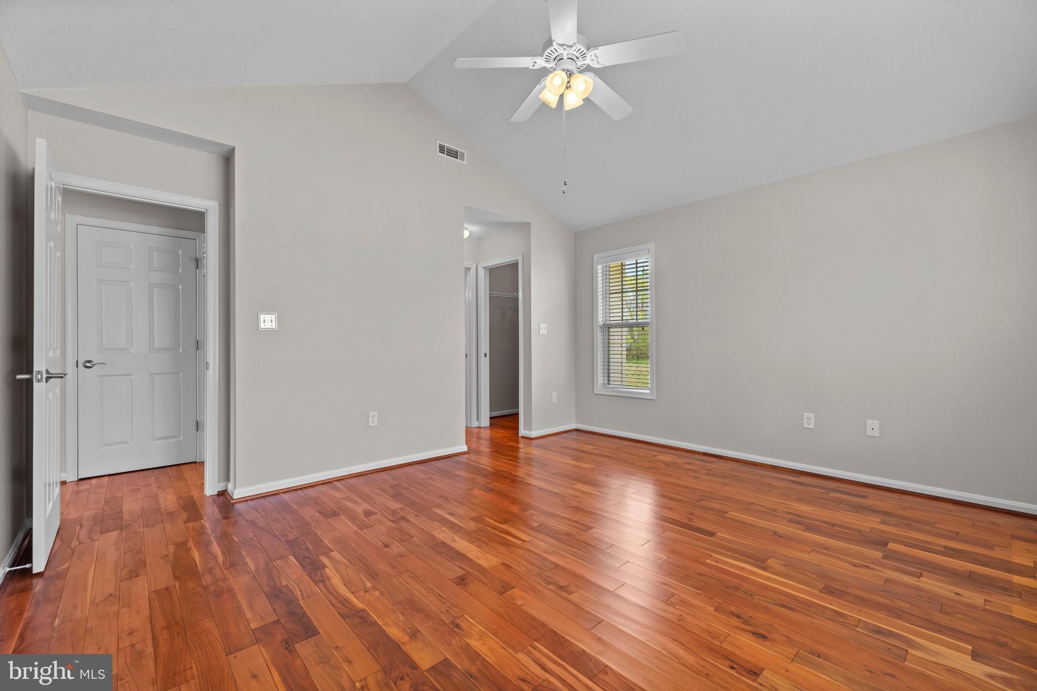 WOODLAND PARK - Residential